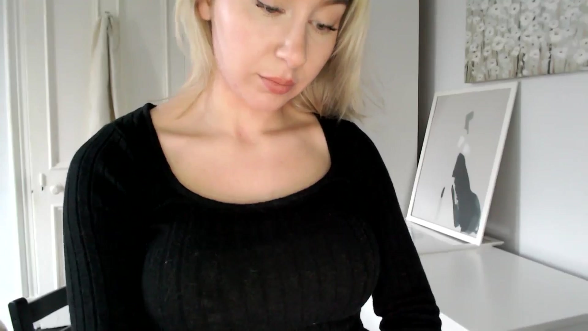 Gallery image thumbnail from British_Cutie's myfreecams stream on, 02/21/2025, 16:38 image 18 of 20