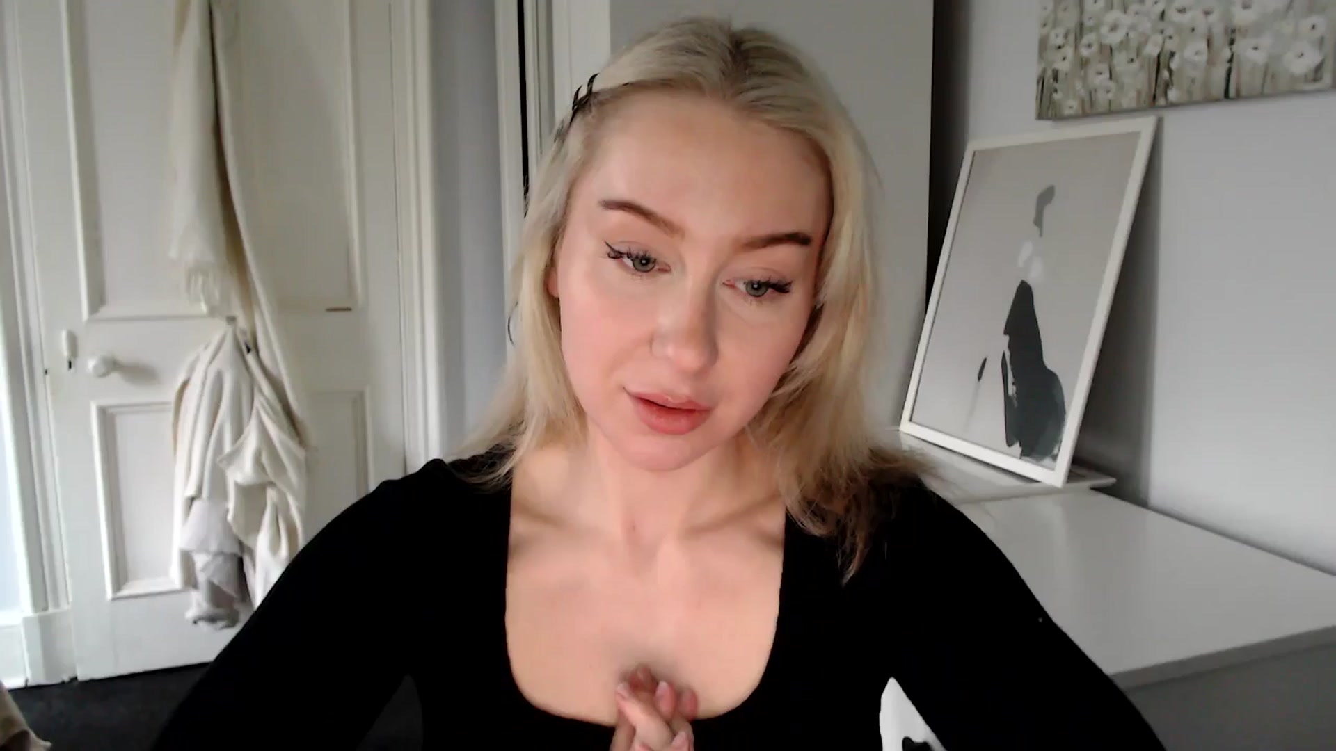 Gallery image thumbnail from British_Cutie's myfreecams stream on, 02/21/2025, 16:38 image 3 of 20