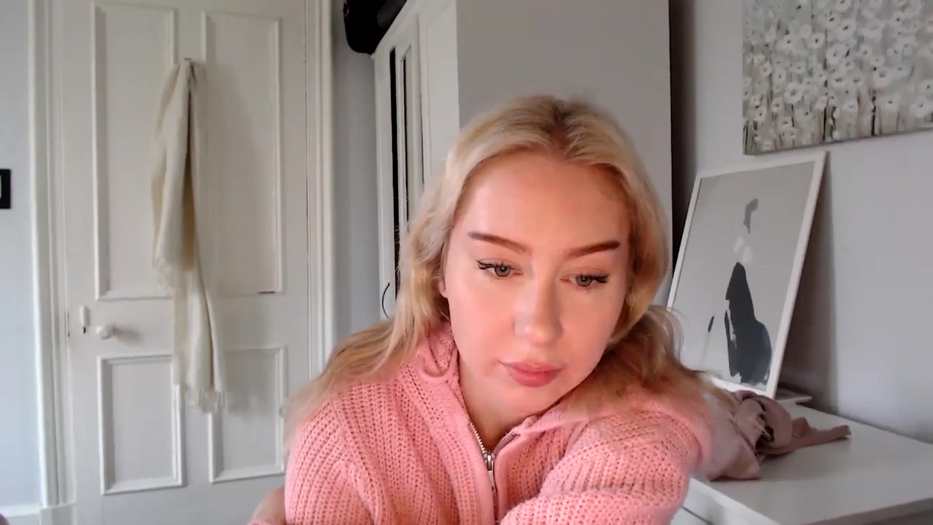 Gallery image thumbnail from British_Cutie's myfreecams stream on, 02/23/2025, 11:20 image 18 of 20