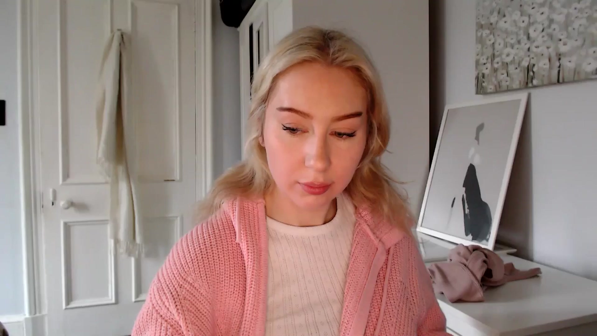 Gallery image thumbnail from British_Cutie's myfreecams stream on, 02/23/2025, 11:20 image 8 of 20