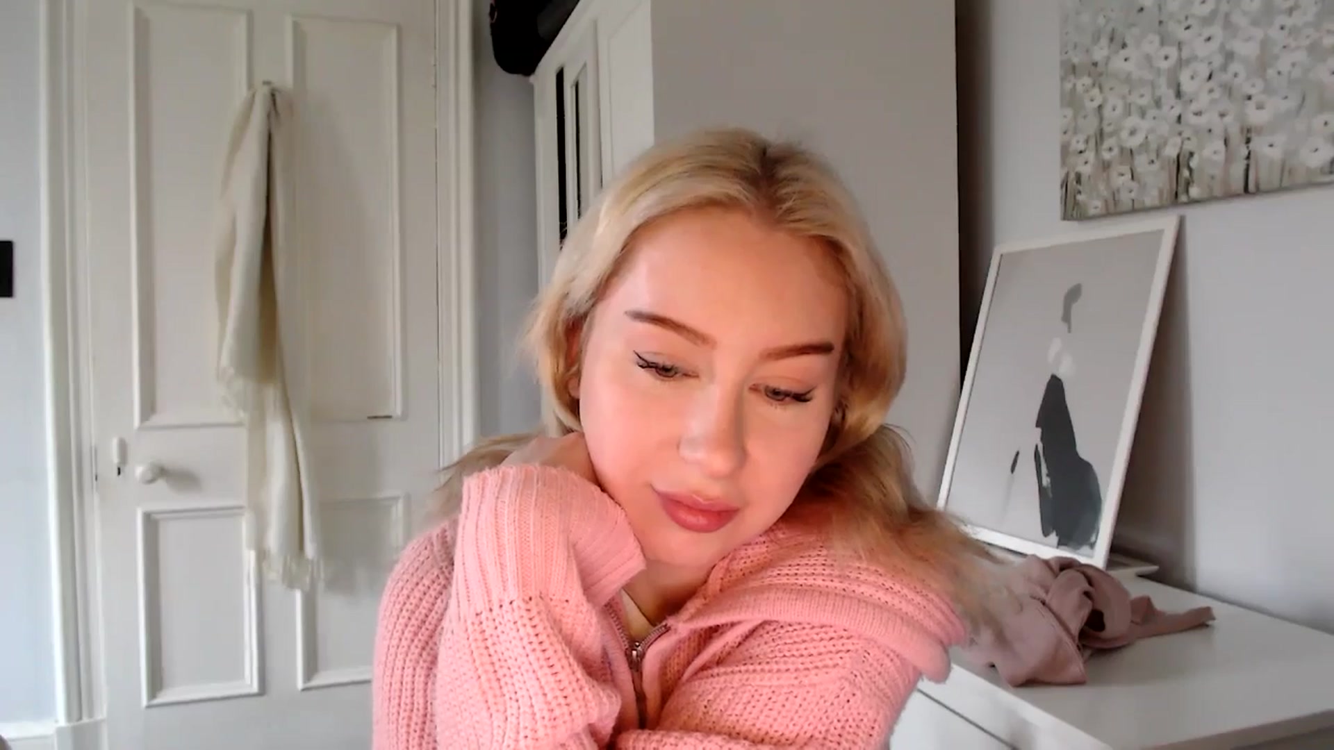 Gallery image thumbnail from British_Cutie's myfreecams stream on, 02/23/2025, 11:20 image 16 of 20