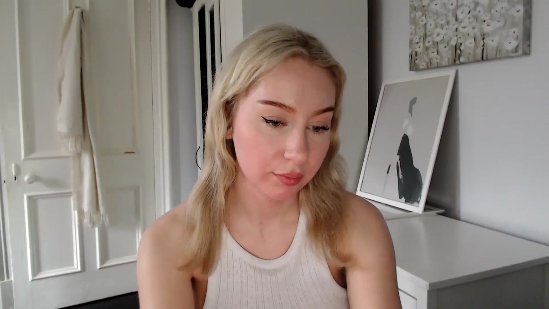 Gallery image thumbnail from British_Cutie's myfreecams stream on, 02/23/2025, 15:38 image 14 of 20
