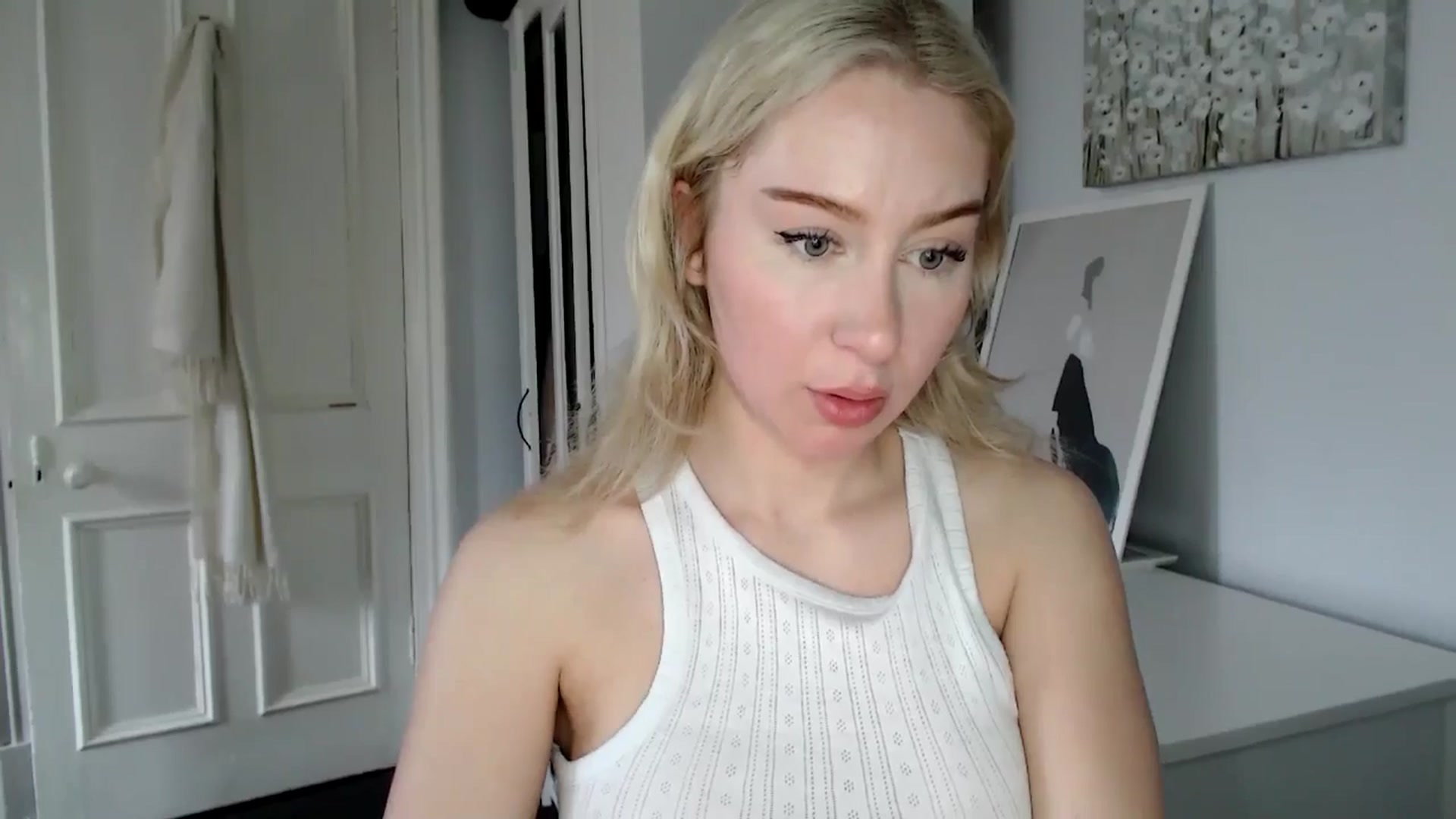 Gallery image thumbnail from British_Cutie's myfreecams stream on, 02/23/2025, 15:38 image 5 of 20