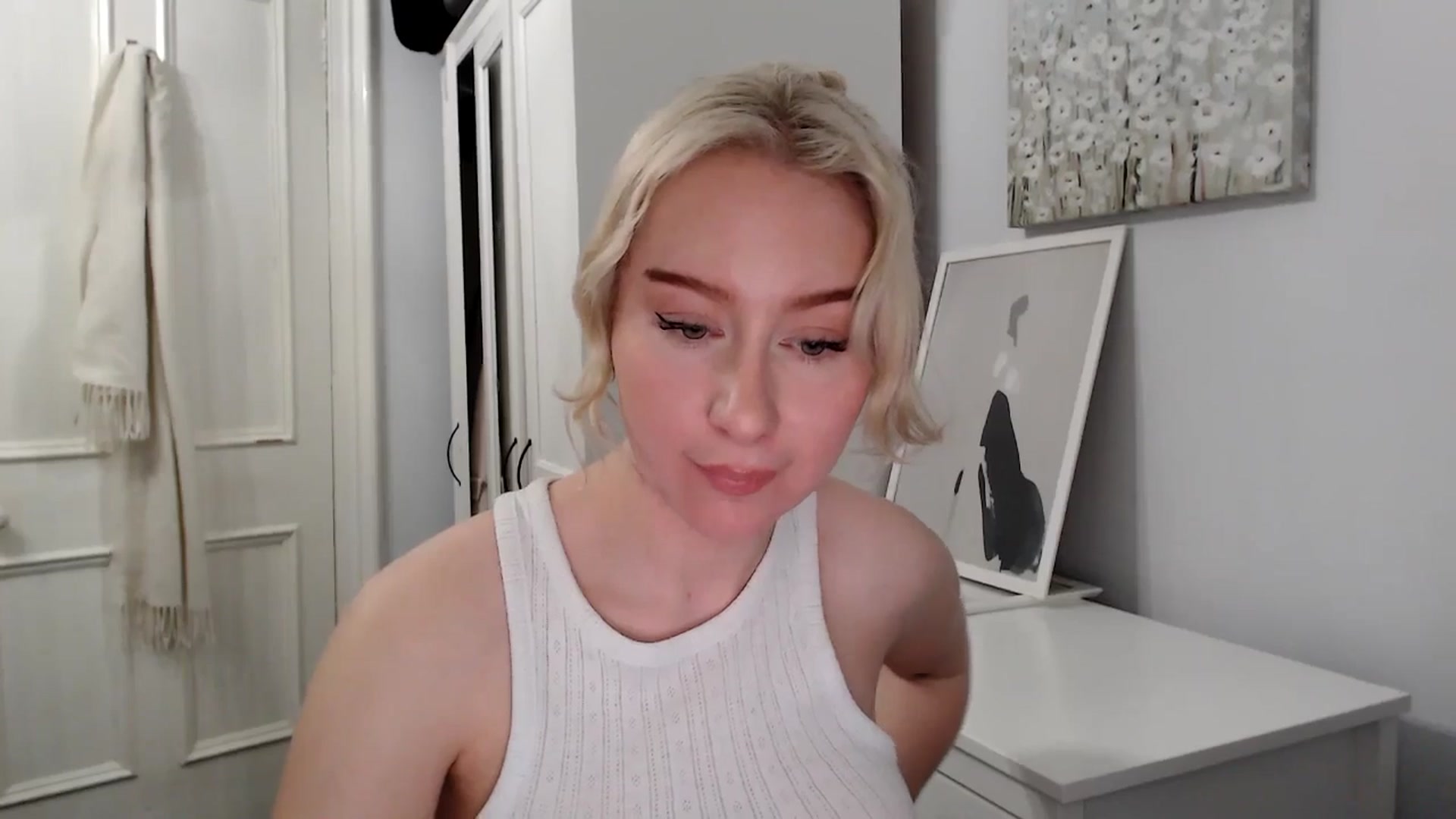 Gallery image thumbnail from British_Cutie's myfreecams stream on, 02/23/2025, 19:16 image 10 of 20