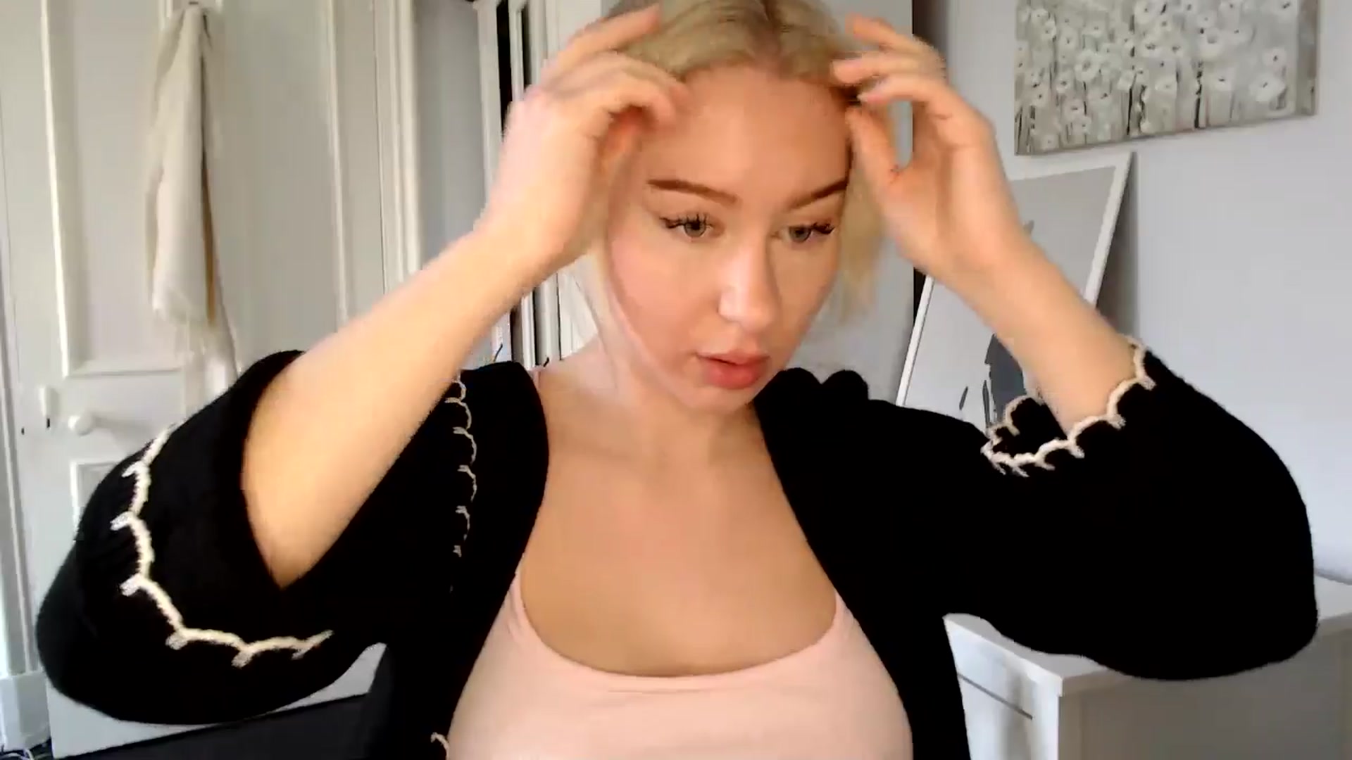 Gallery image thumbnail from British_Cutie's myfreecams stream on, 02/24/2025, 10:38 image 15 of 20