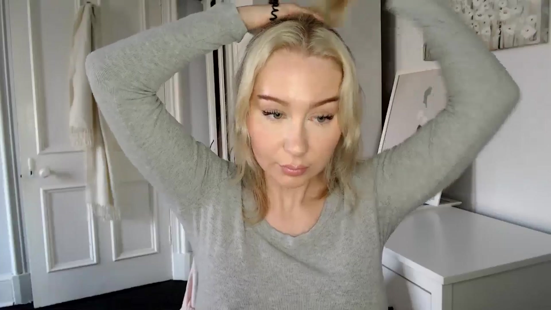 Gallery image thumbnail from British_Cutie's myfreecams stream on, 02/24/2025, 14:46 image 5 of 20