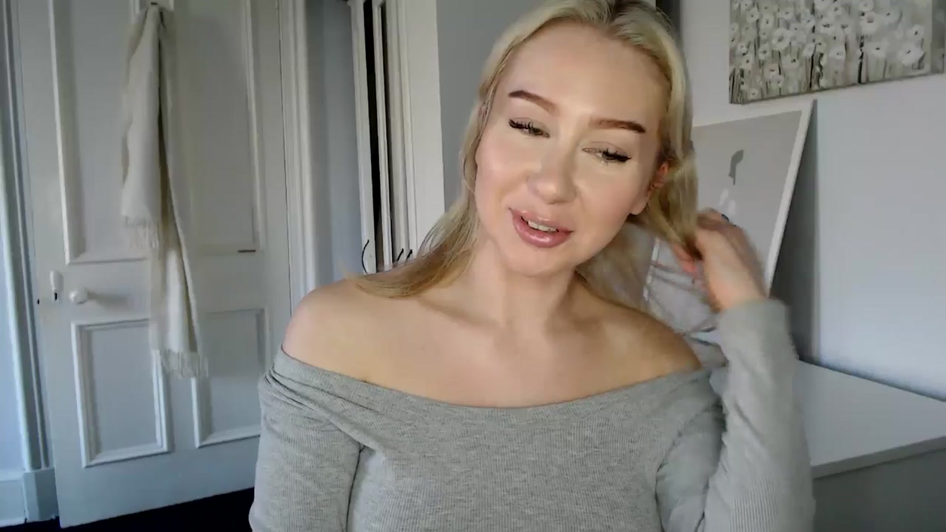 Gallery image thumbnail from British_Cutie's myfreecams stream on, 02/24/2025, 14:46 image 7 of 20