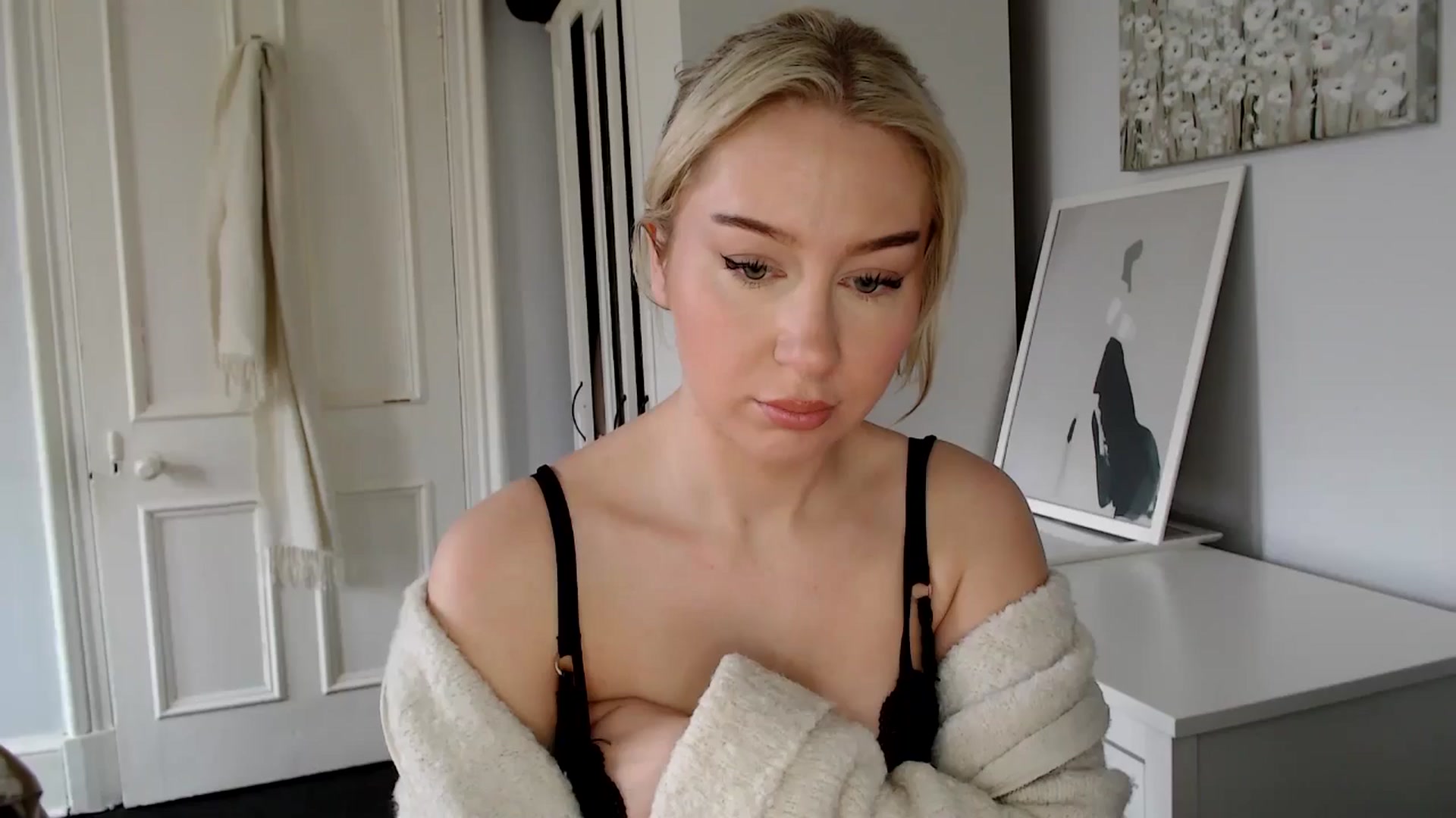 Gallery image thumbnail from British_Cutie's myfreecams stream on, 02/25/2025, 11:48 image 1 of 20