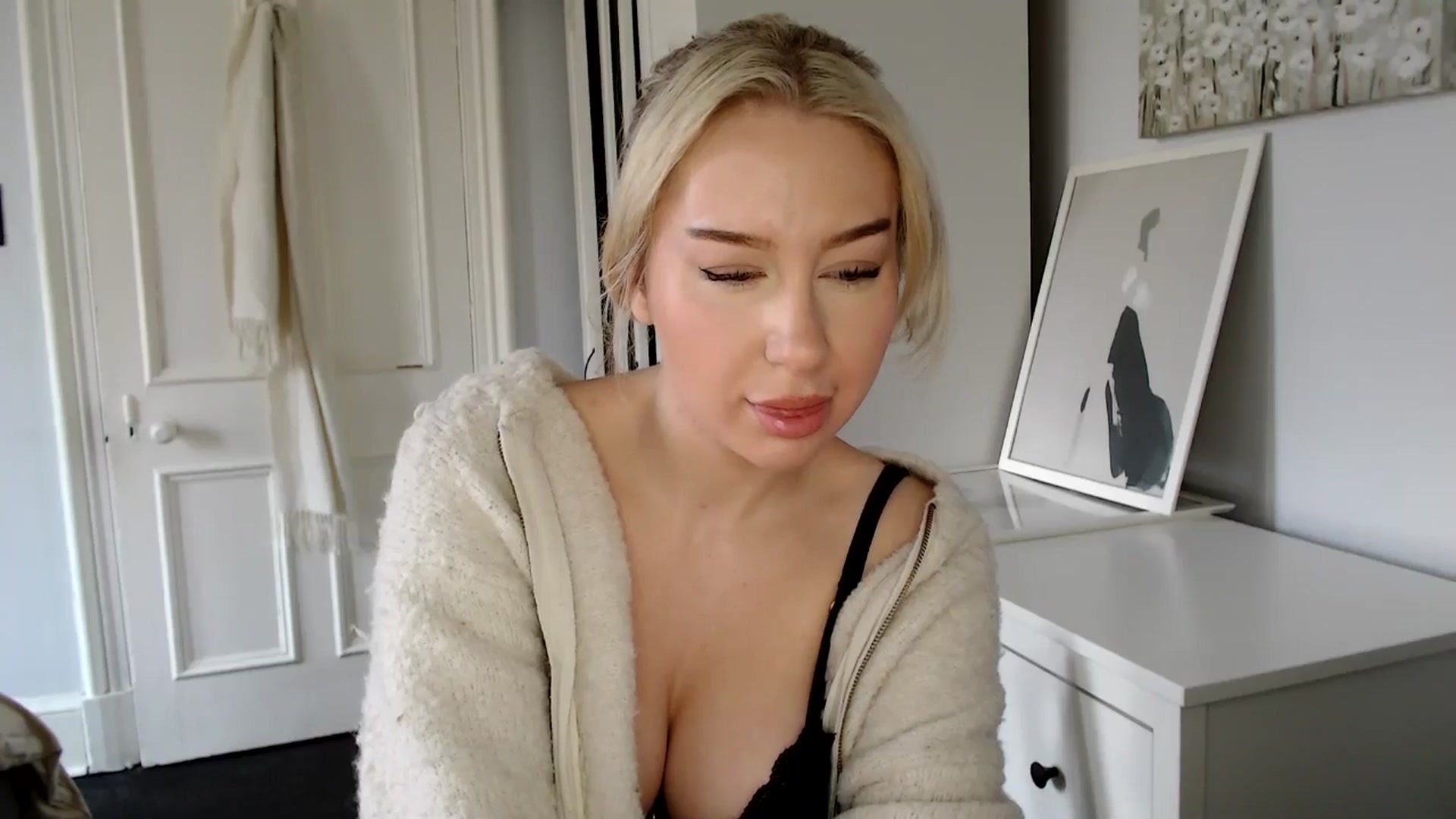 Gallery image thumbnail from British_Cutie's myfreecams stream on, 02/25/2025, 11:48 image 9 of 20