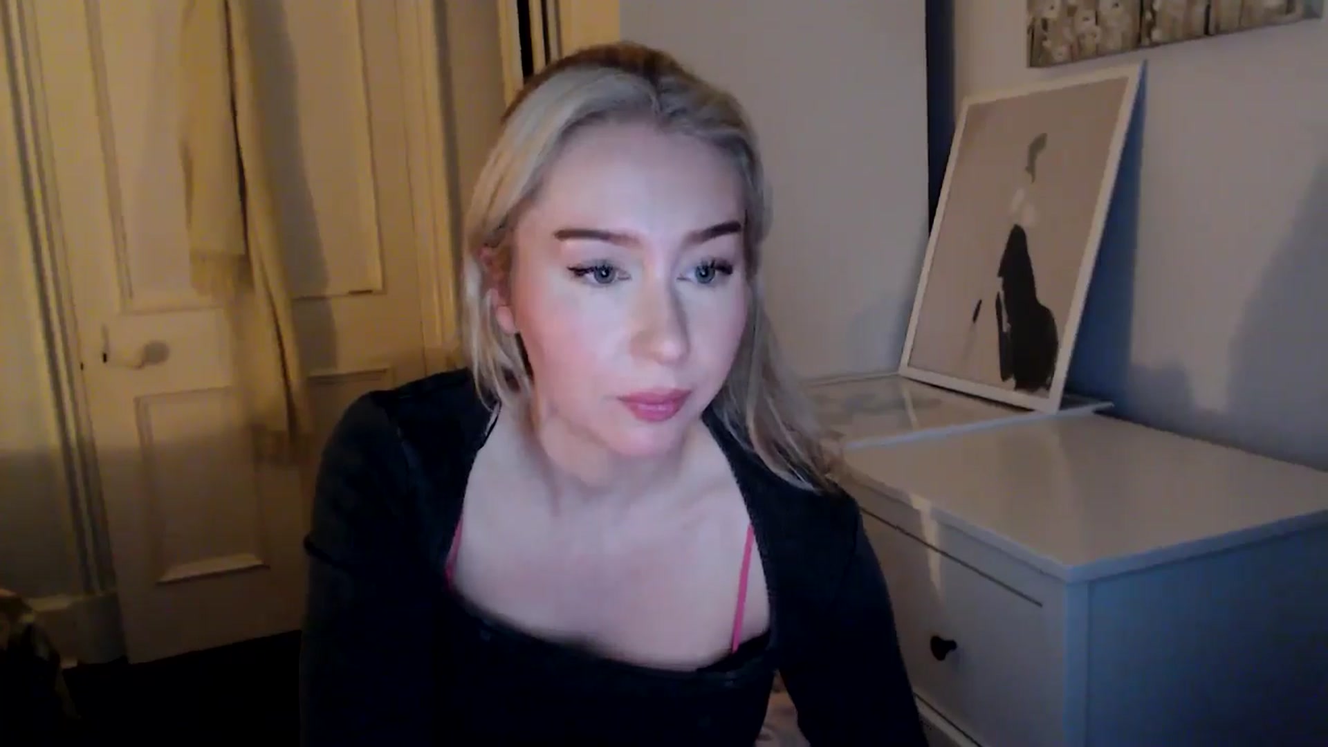 Gallery image thumbnail from British_Cutie's myfreecams stream on, 02/25/2025, 22:23 image 17 of 20