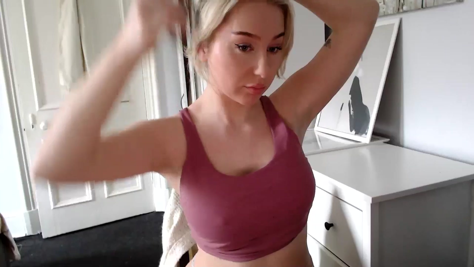 Gallery image thumbnail from British_Cutie's myfreecams stream on, 02/27/2025, 11:18 image 6 of 20
