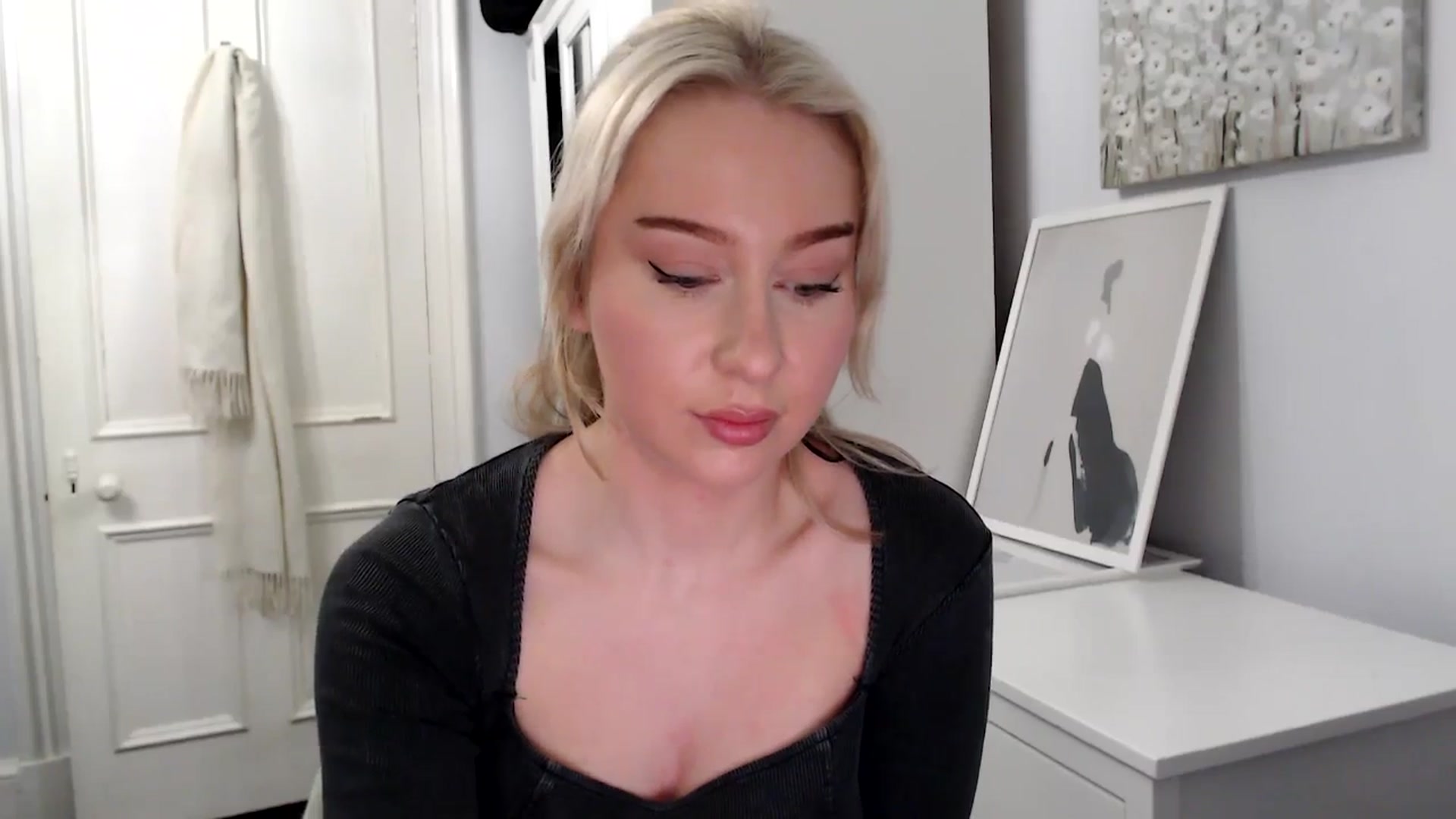 Gallery image thumbnail from British_Cutie's myfreecams stream on, 02/27/2025, 18:14 image 10 of 20