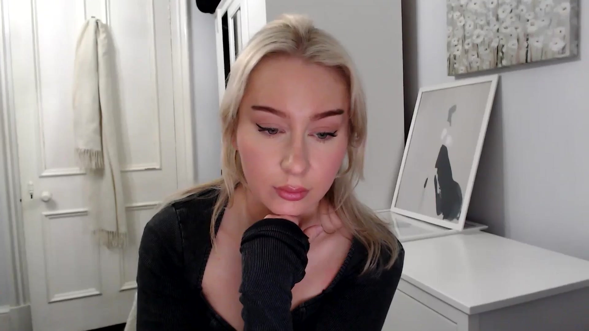 Gallery image thumbnail from British_Cutie's myfreecams stream on, 02/27/2025, 18:14 image 15 of 20