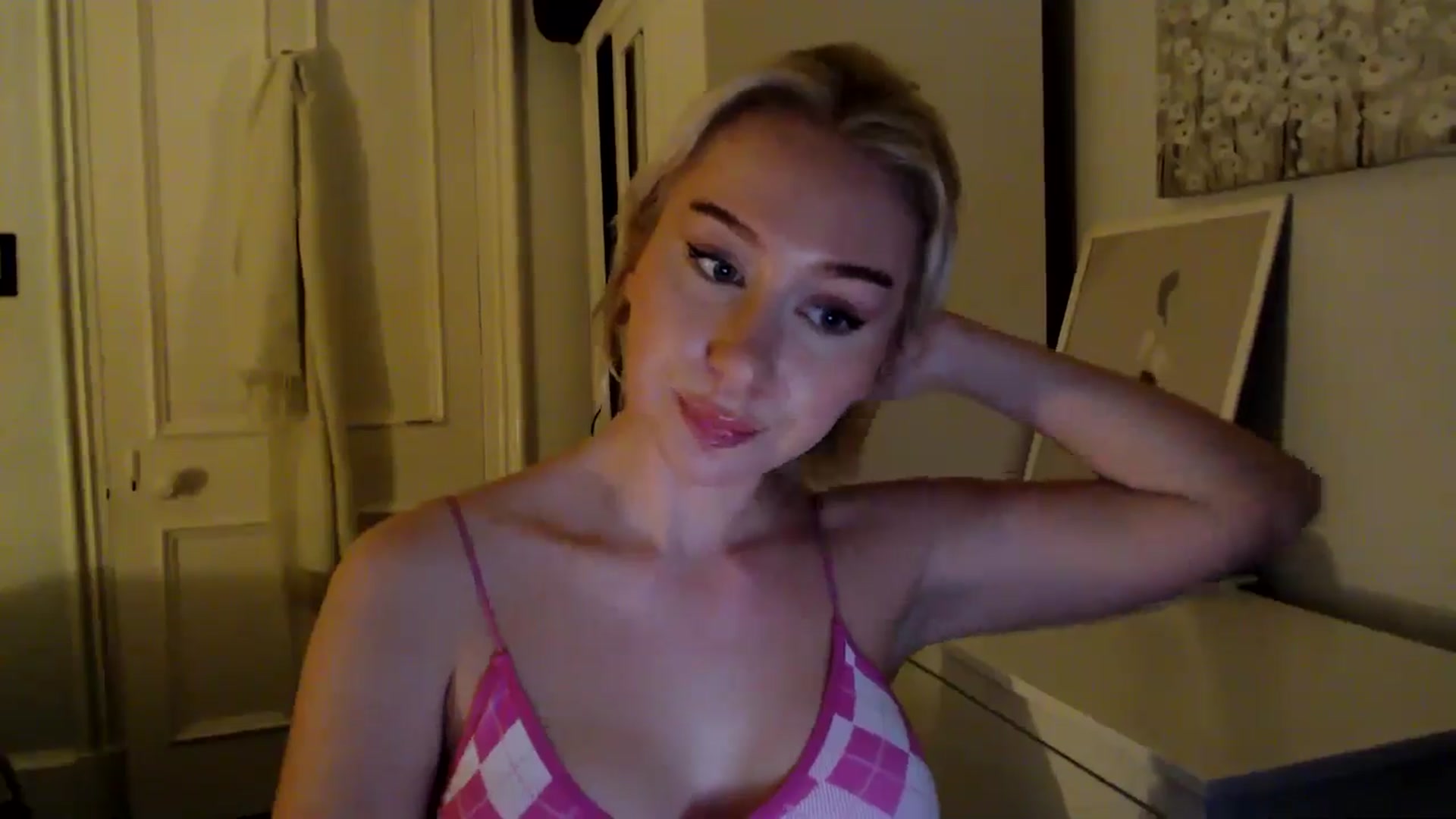 Gallery image thumbnail from British_Cutie's myfreecams stream on, 02/27/2025, 20:54 image 6 of 20