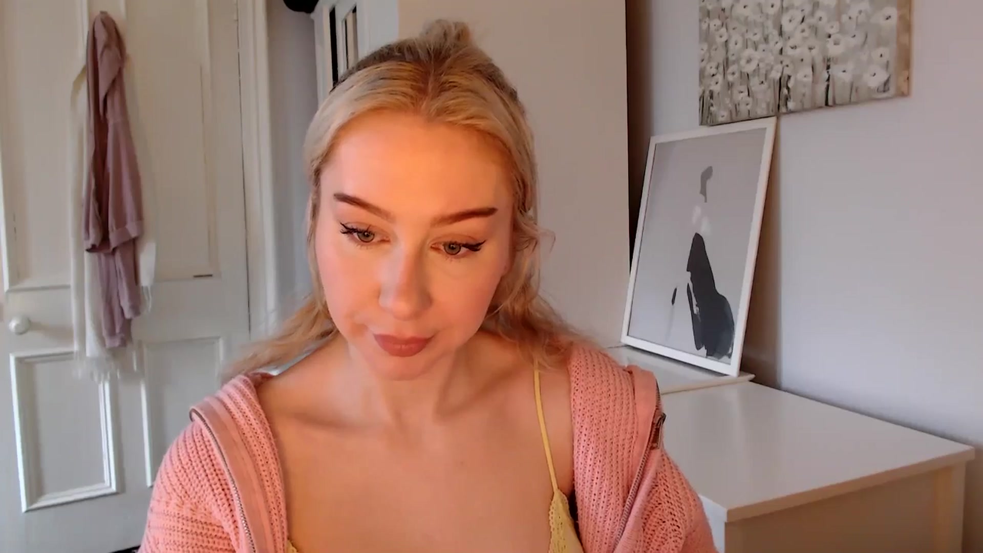Gallery image thumbnail from British_Cutie's myfreecams stream on, 03/05/2025, 10:04 image 5 of 20