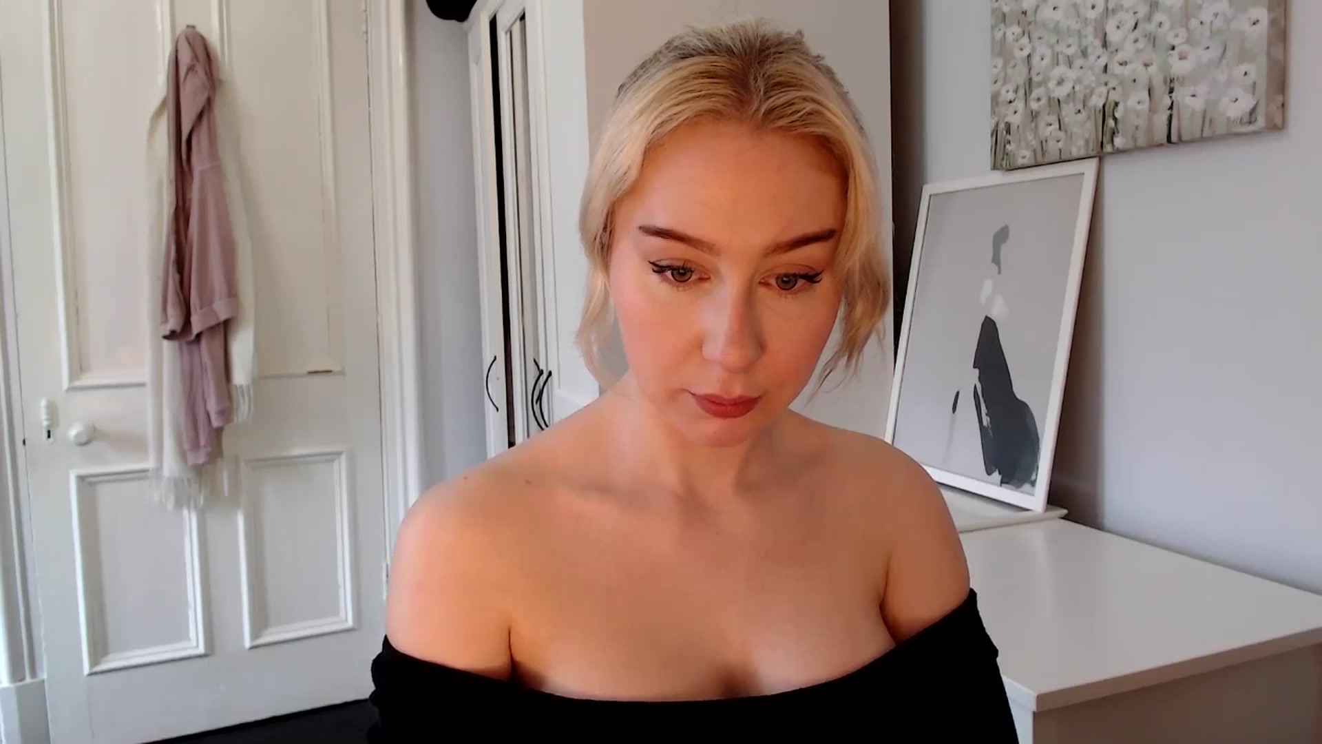 Gallery image thumbnail from British_Cutie's myfreecams stream on, 03/05/2025, 11:55 image 10 of 20