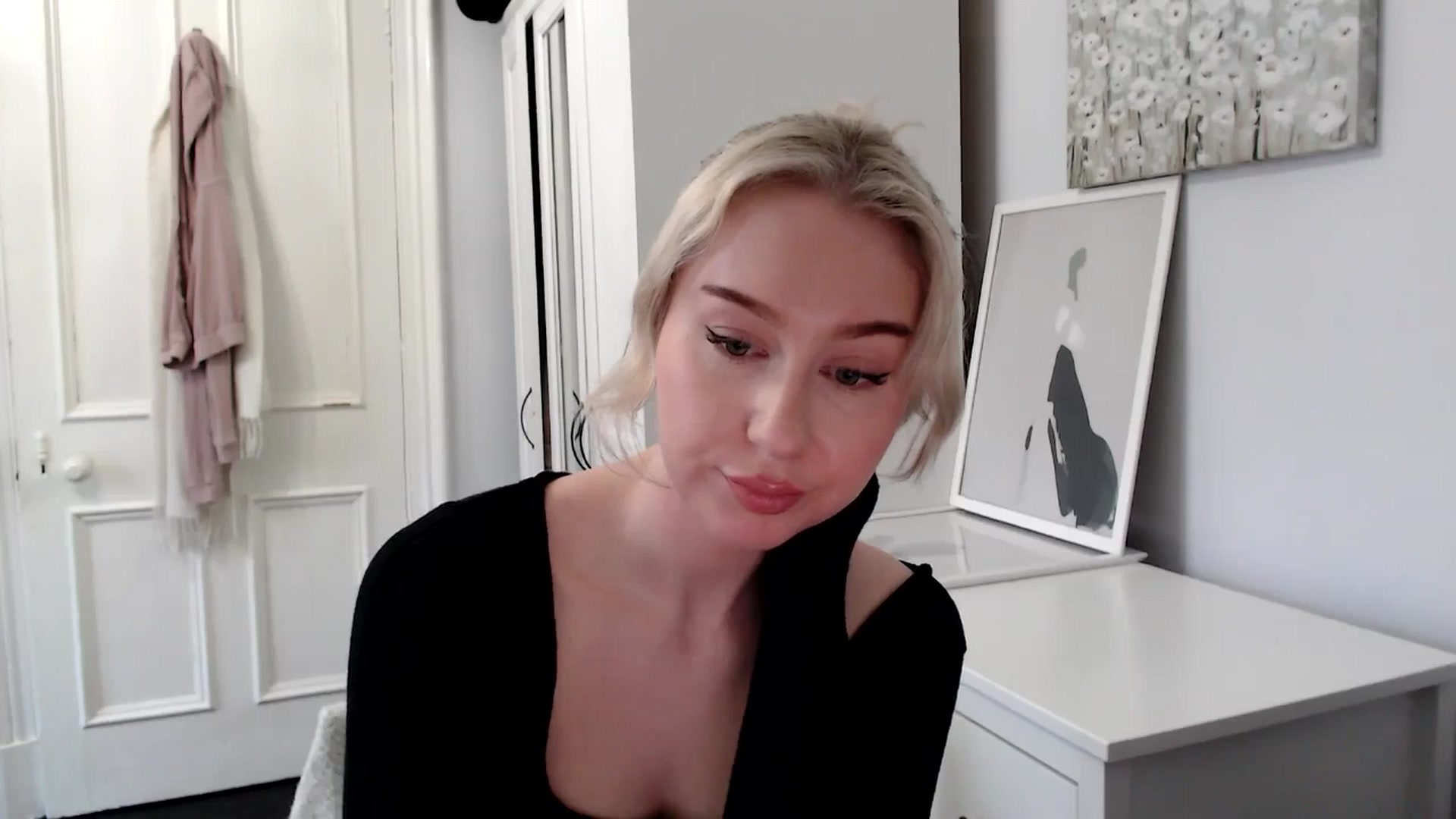 Gallery image thumbnail from British_Cutie's myfreecams stream on, 03/05/2025, 15:01 image 11 of 20