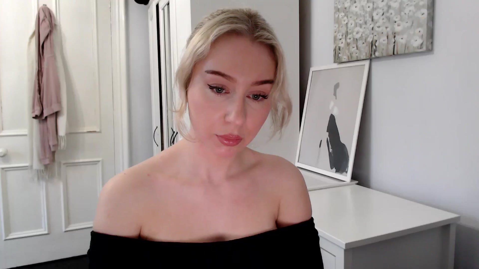 Gallery image thumbnail from British_Cutie's myfreecams stream on, 03/05/2025, 15:01 image 5 of 20