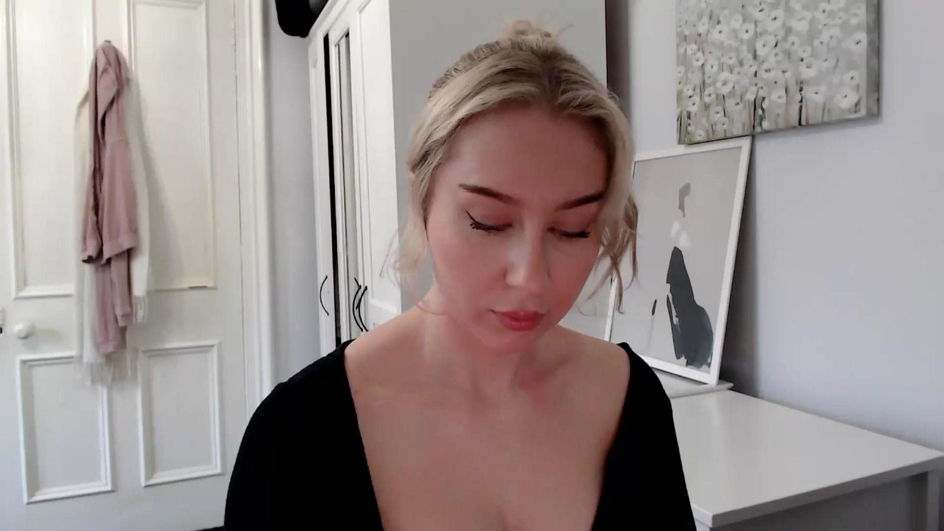 Gallery image thumbnail from British_Cutie's myfreecams stream on, 03/05/2025, 15:01 image 16 of 20