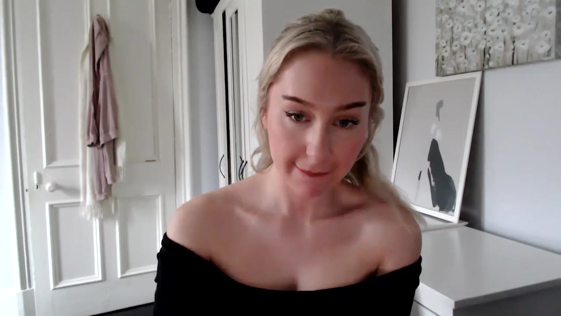 Gallery image thumbnail from British_Cutie's myfreecams stream on, 03/05/2025, 15:28 image 8 of 20