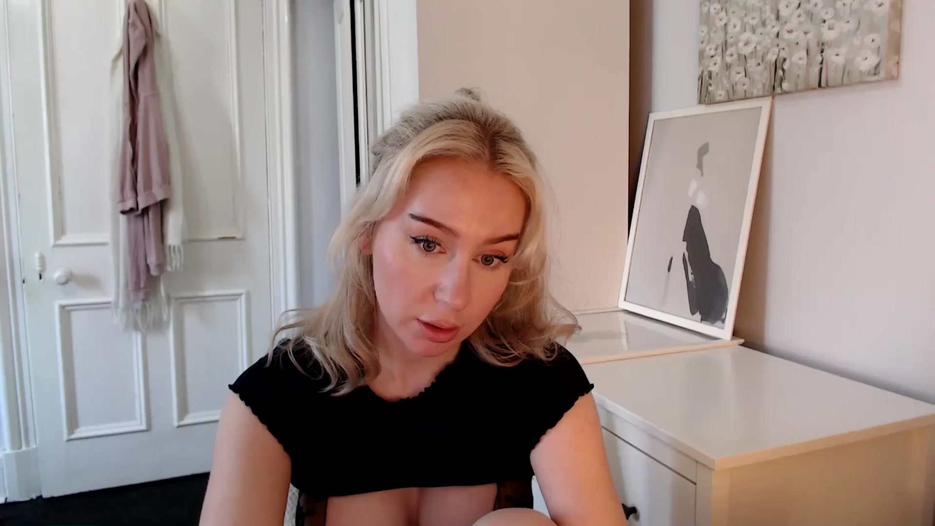 Gallery image thumbnail from British_Cutie's myfreecams stream on, 03/06/2025, 14:23 image 13 of 20
