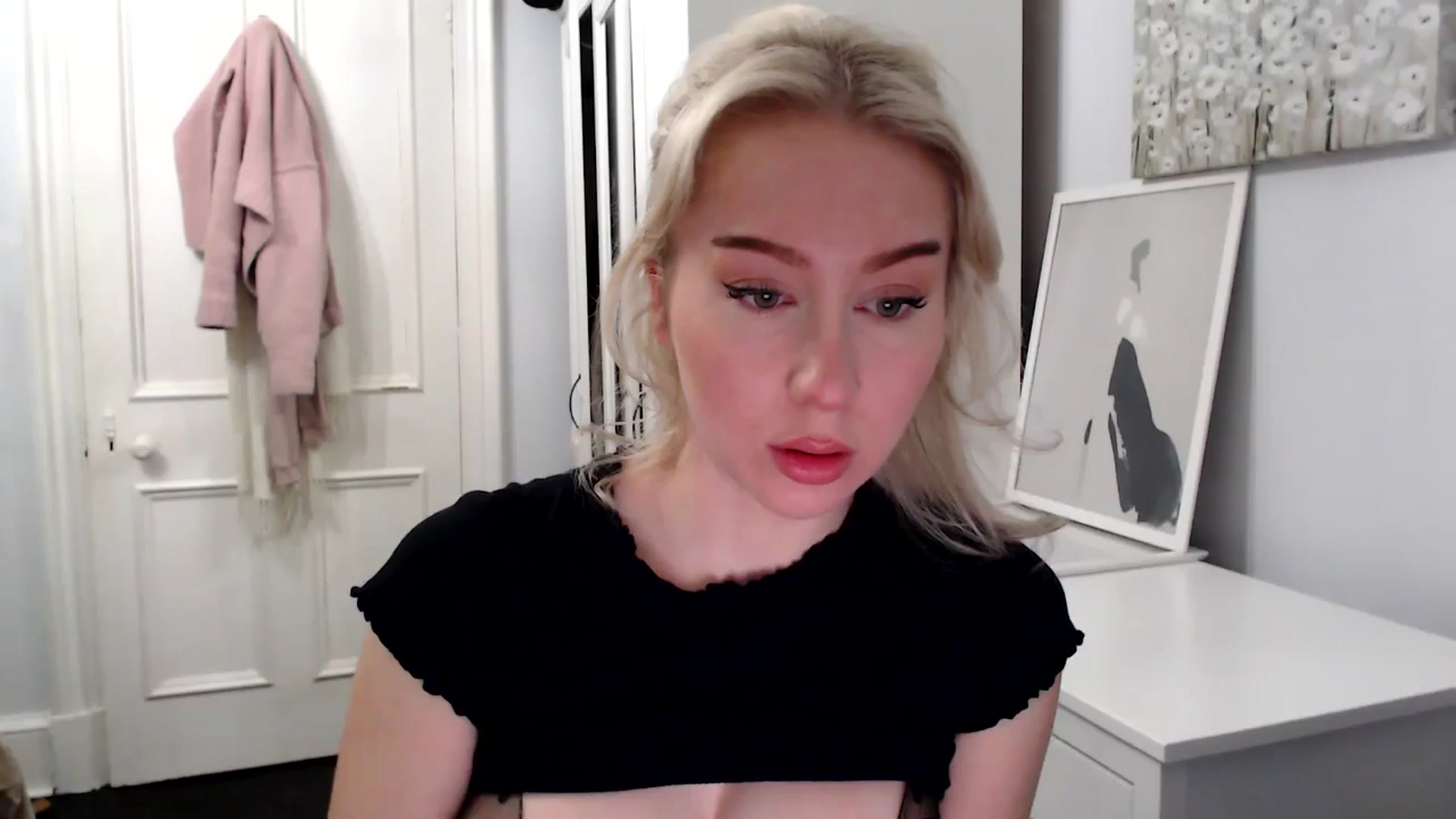 Gallery image thumbnail from British_Cutie's myfreecams stream on, 03/06/2025, 20:02 image 1 of 20
