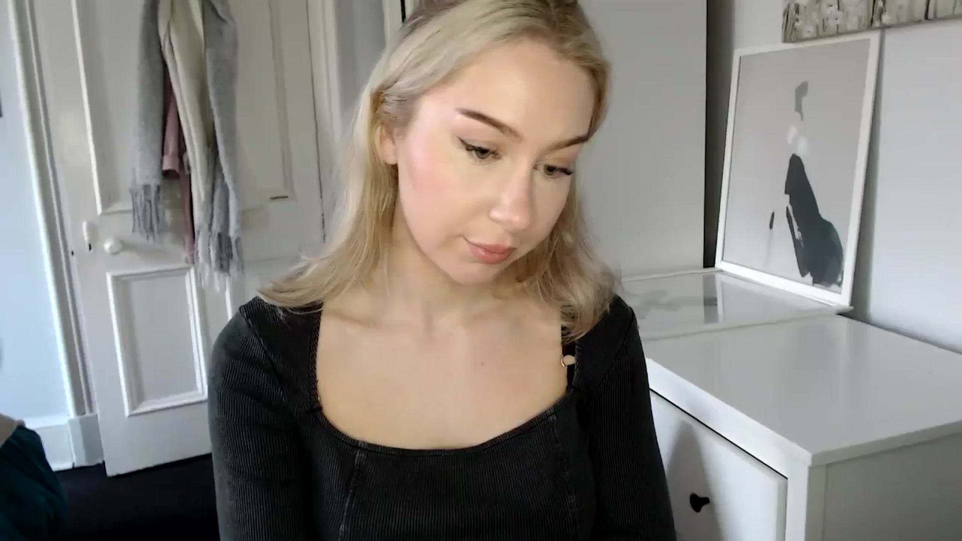 Gallery image thumbnail from British_Cutie's myfreecams stream on, 03/08/2025, 12:44 image 4 of 20