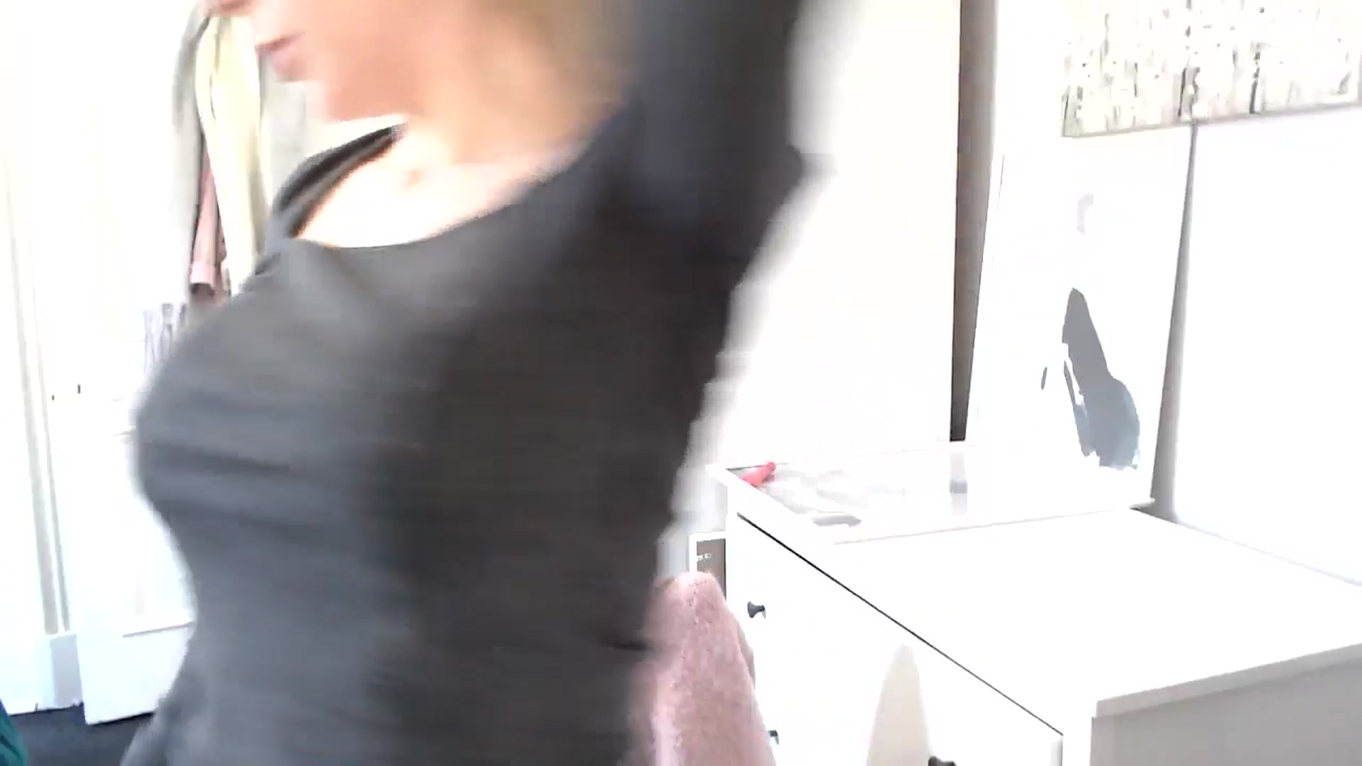 Gallery image thumbnail from British_Cutie's myfreecams stream on, 03/08/2025, 12:44 image 15 of 20