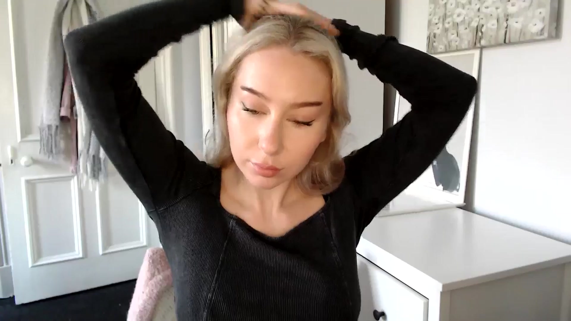 Gallery image thumbnail from British_Cutie's myfreecams stream on, 03/08/2025, 12:44 image 18 of 20