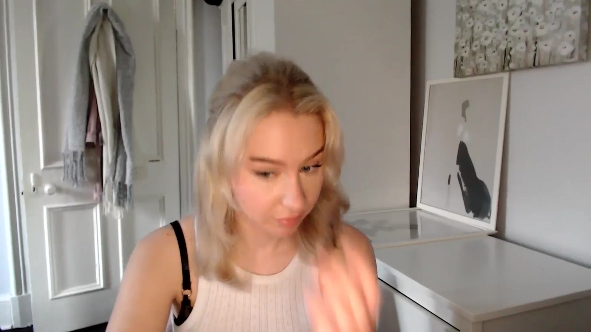 Gallery image thumbnail from British_Cutie's myfreecams stream on, 03/08/2025, 15:35 image 8 of 20