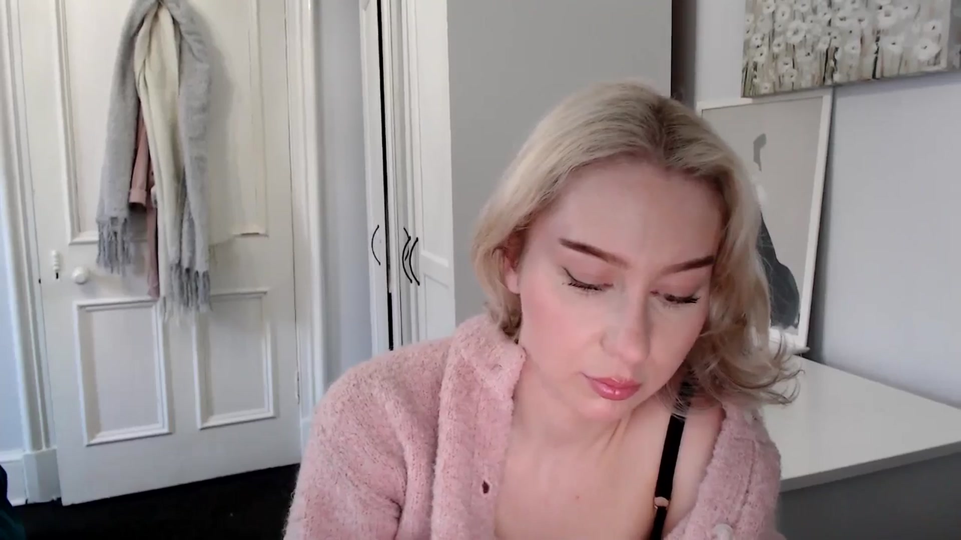 Gallery image thumbnail from British_Cutie's myfreecams stream on, 03/08/2025, 16:49 image 2 of 20