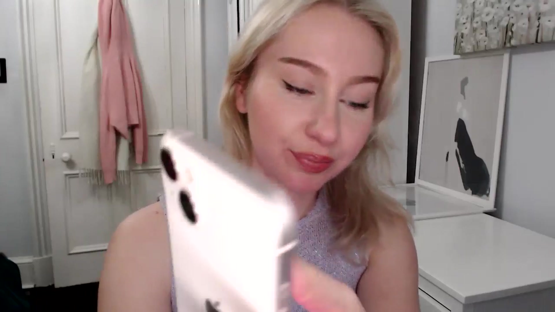 Gallery image thumbnail from British_Cutie's myfreecams stream on, 03/10/2025, 19:52 image 10 of 20