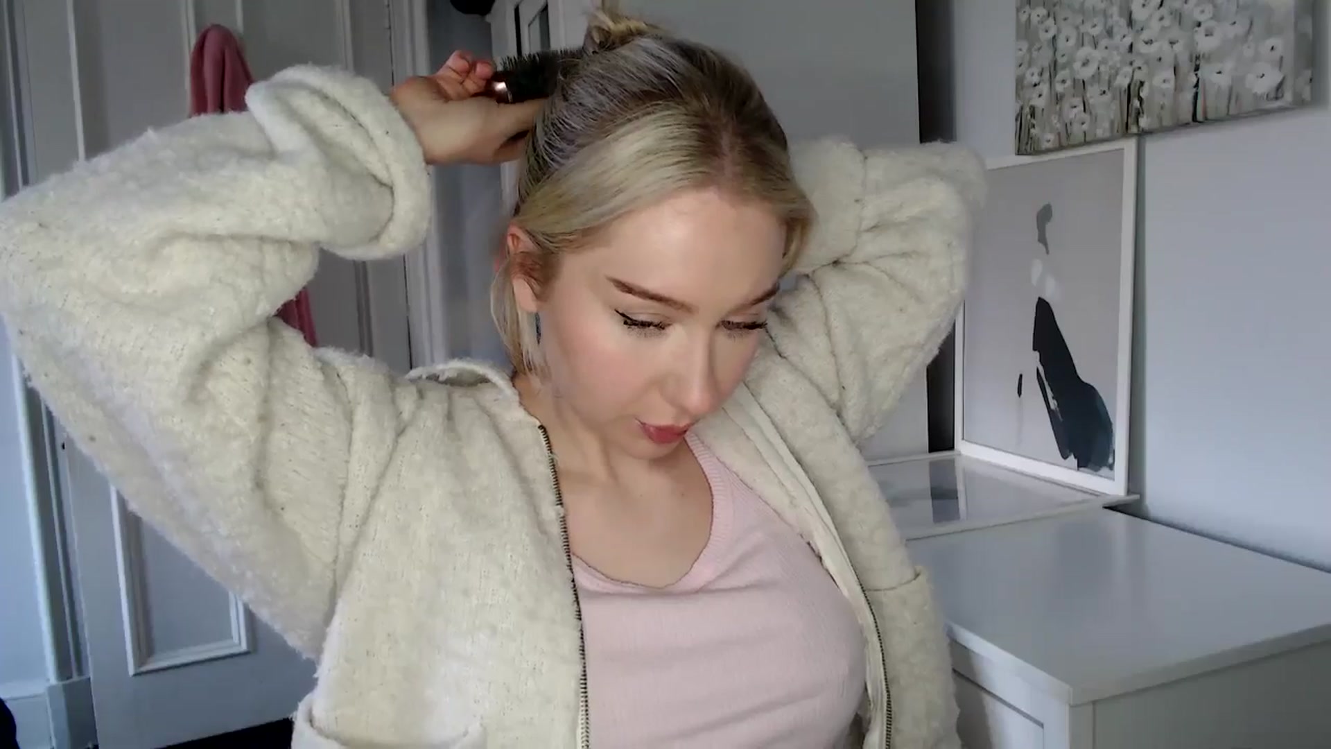Gallery image thumbnail from British_Cutie's myfreecams stream on, 03/11/2025, 14:15 image 14 of 20