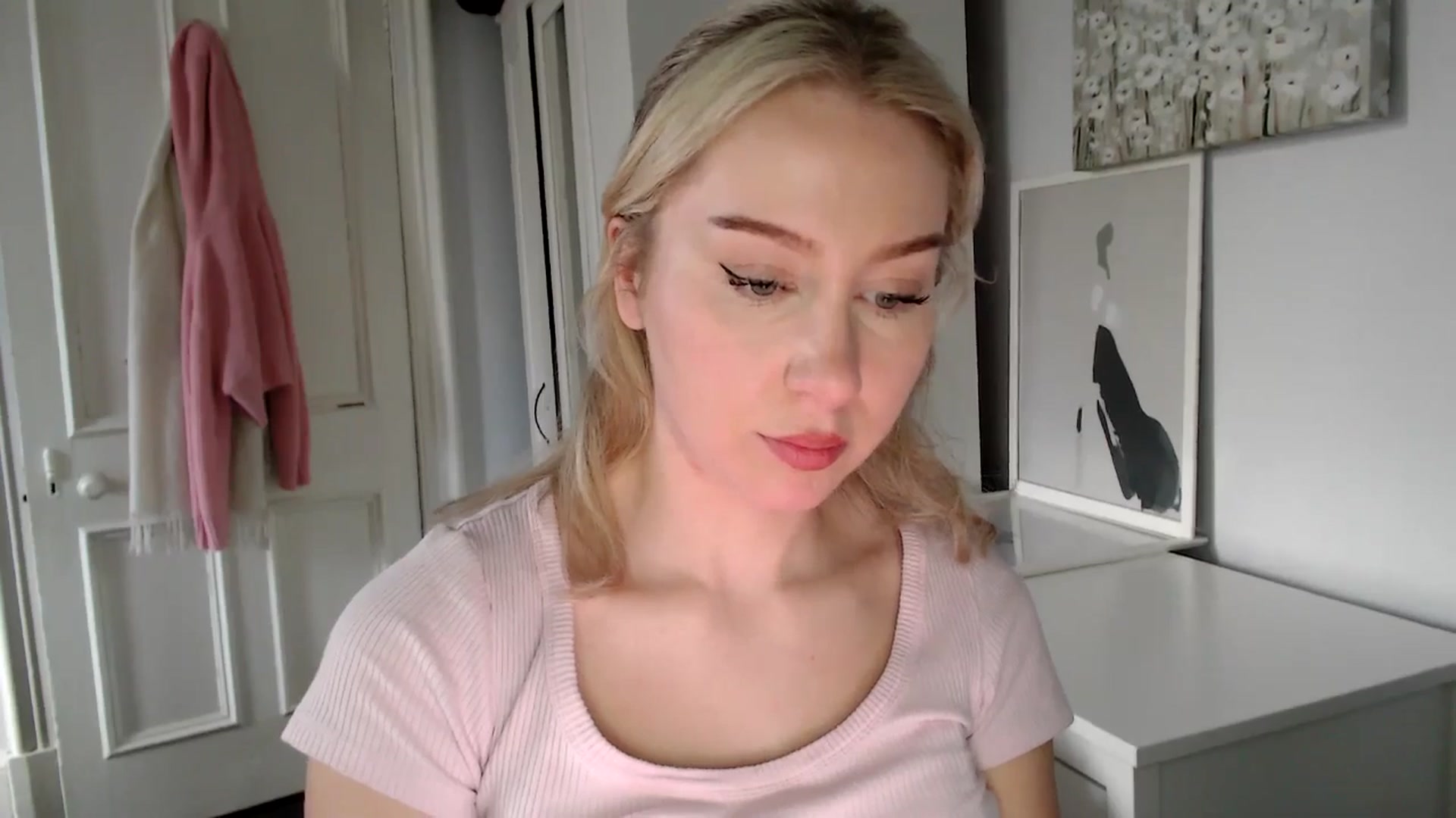 Gallery image thumbnail from British_Cutie's myfreecams stream on, 03/11/2025, 16:50 image 7 of 20