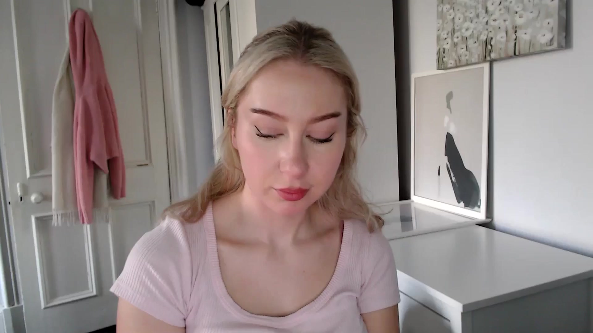 Gallery image thumbnail from British_Cutie's myfreecams stream on, 03/11/2025, 16:50 image 1 of 20