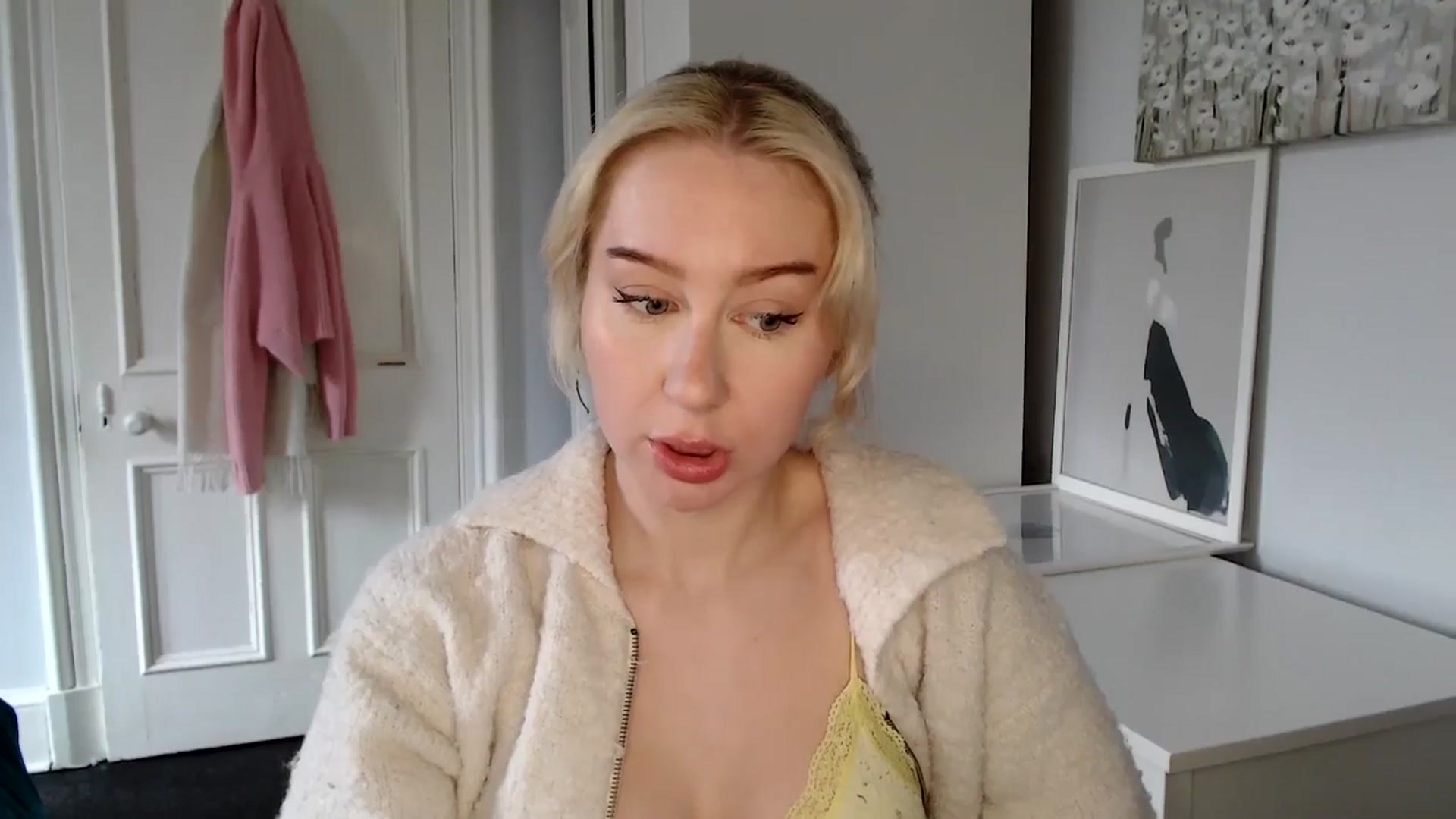 Gallery image thumbnail from British_Cutie's myfreecams stream on, 03/12/2025, 14:01 image 14 of 20