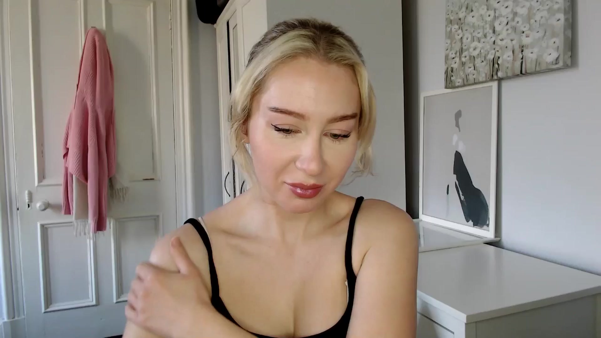 Gallery image thumbnail from British_Cutie's myfreecams stream on, 03/15/2025, 11:37 image 1 of 20