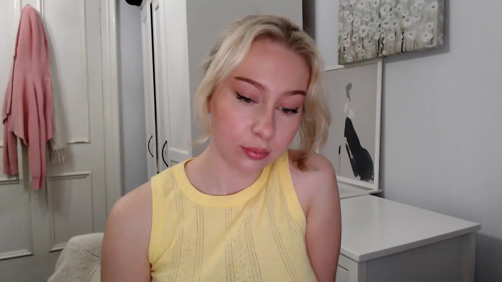 Gallery image thumbnail from British_Cutie's myfreecams stream on, 03/15/2025, 19:46 image 9 of 20