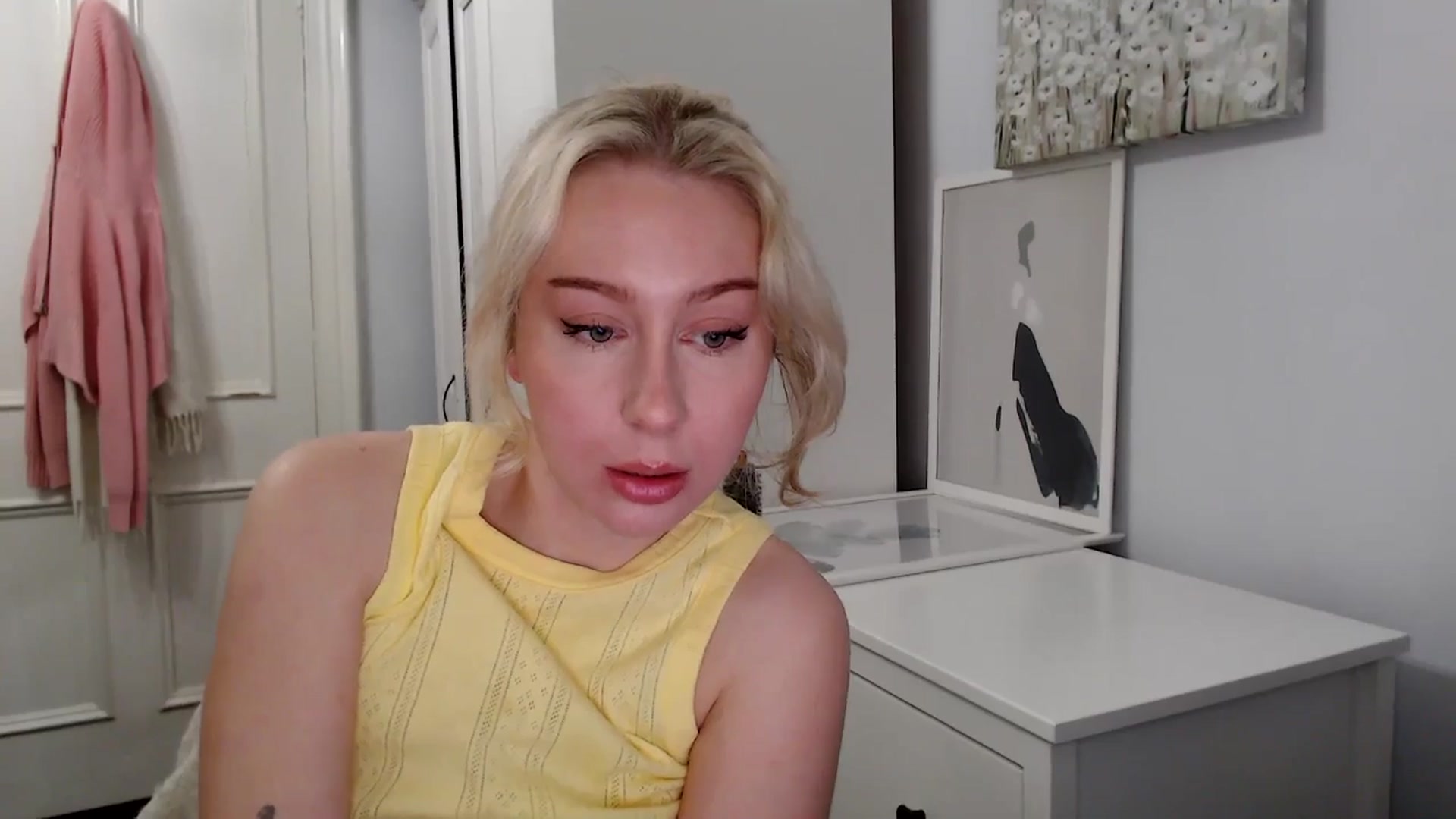 Gallery image thumbnail from British_Cutie's myfreecams stream on, 03/15/2025, 19:46 image 10 of 20