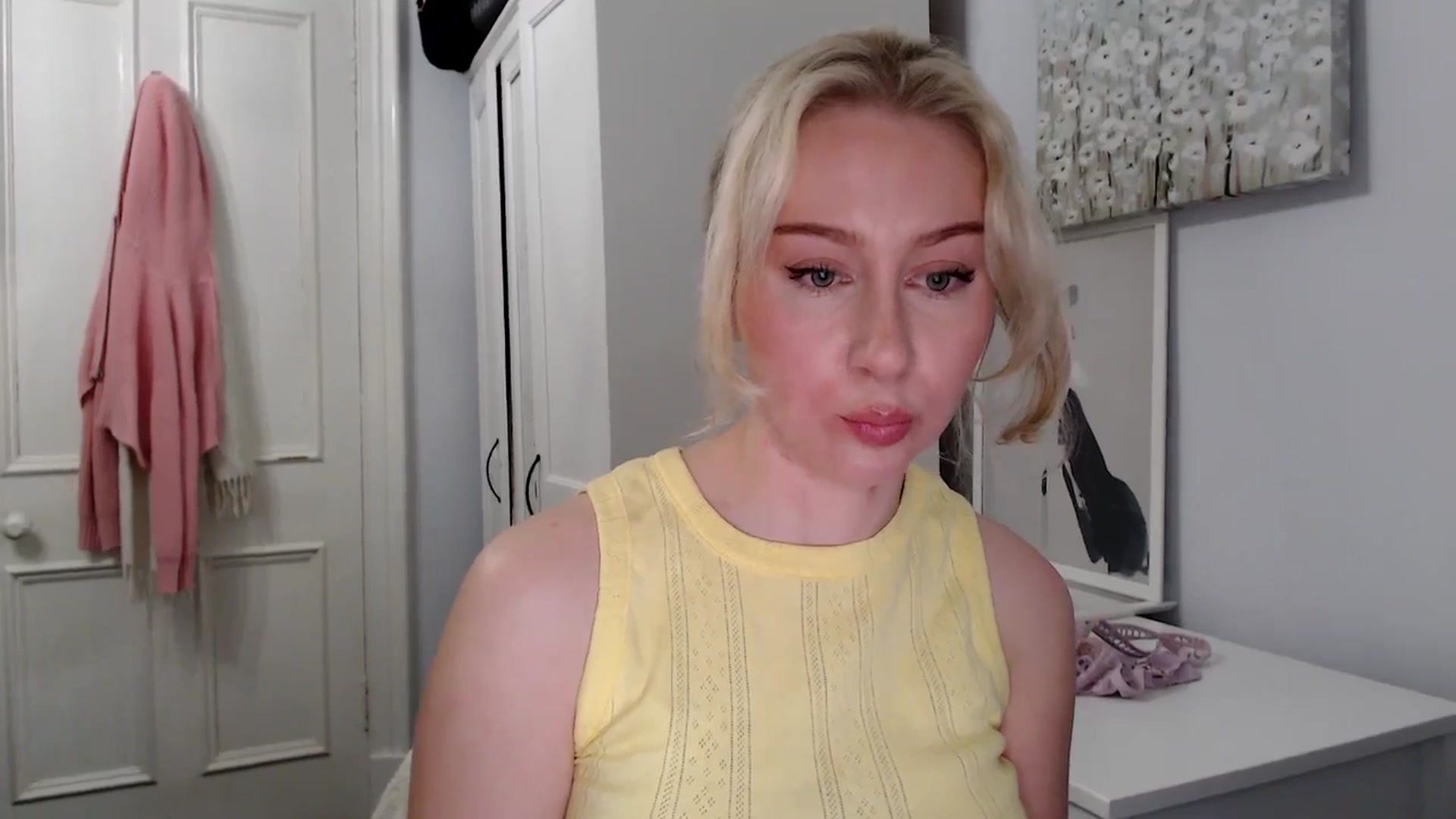 Gallery image thumbnail from British_Cutie's myfreecams stream on, 03/15/2025, 19:46 image 19 of 20