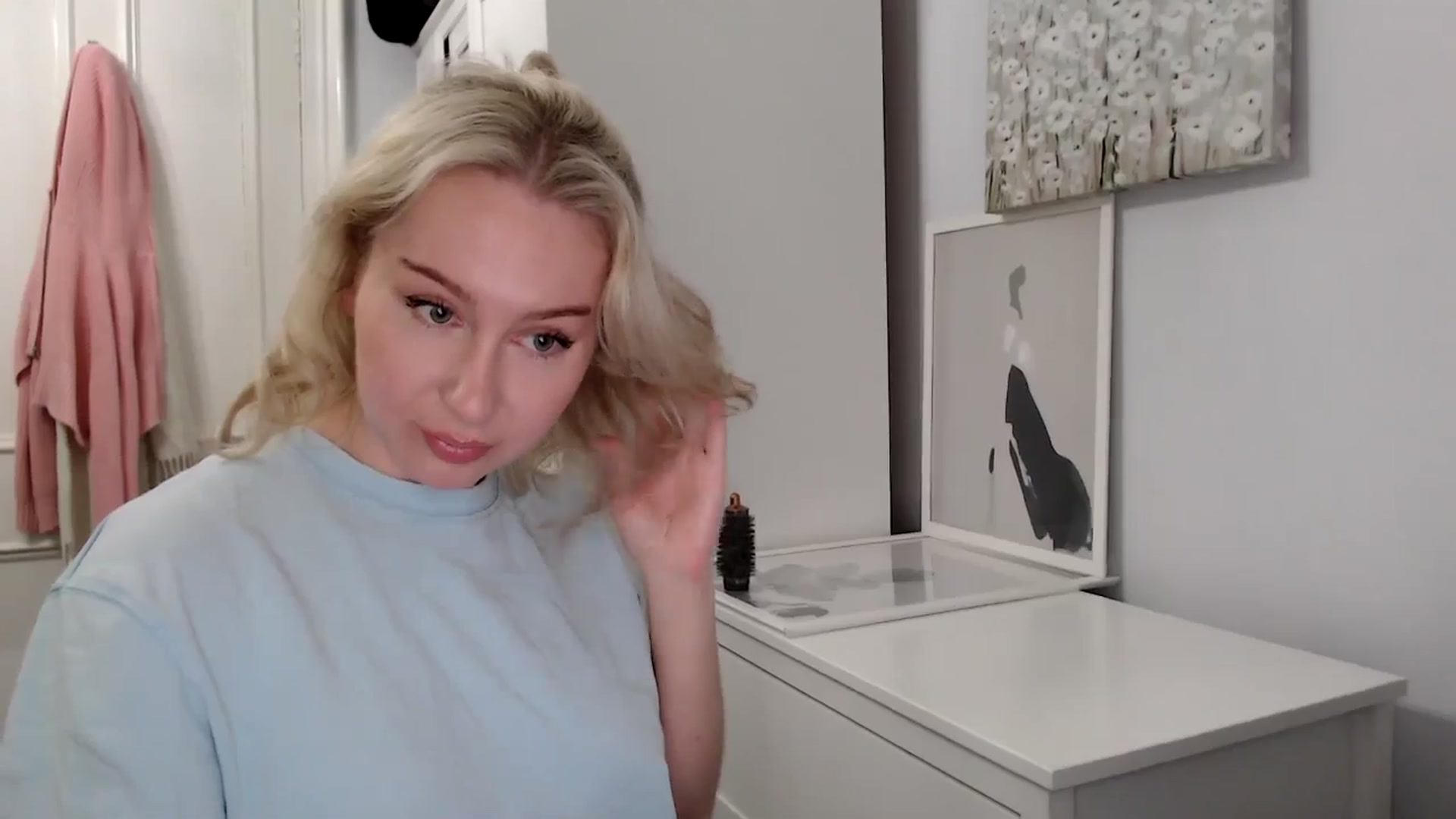 Gallery image thumbnail from British_Cutie's myfreecams stream on, 03/15/2025, 19:46 image 5 of 20