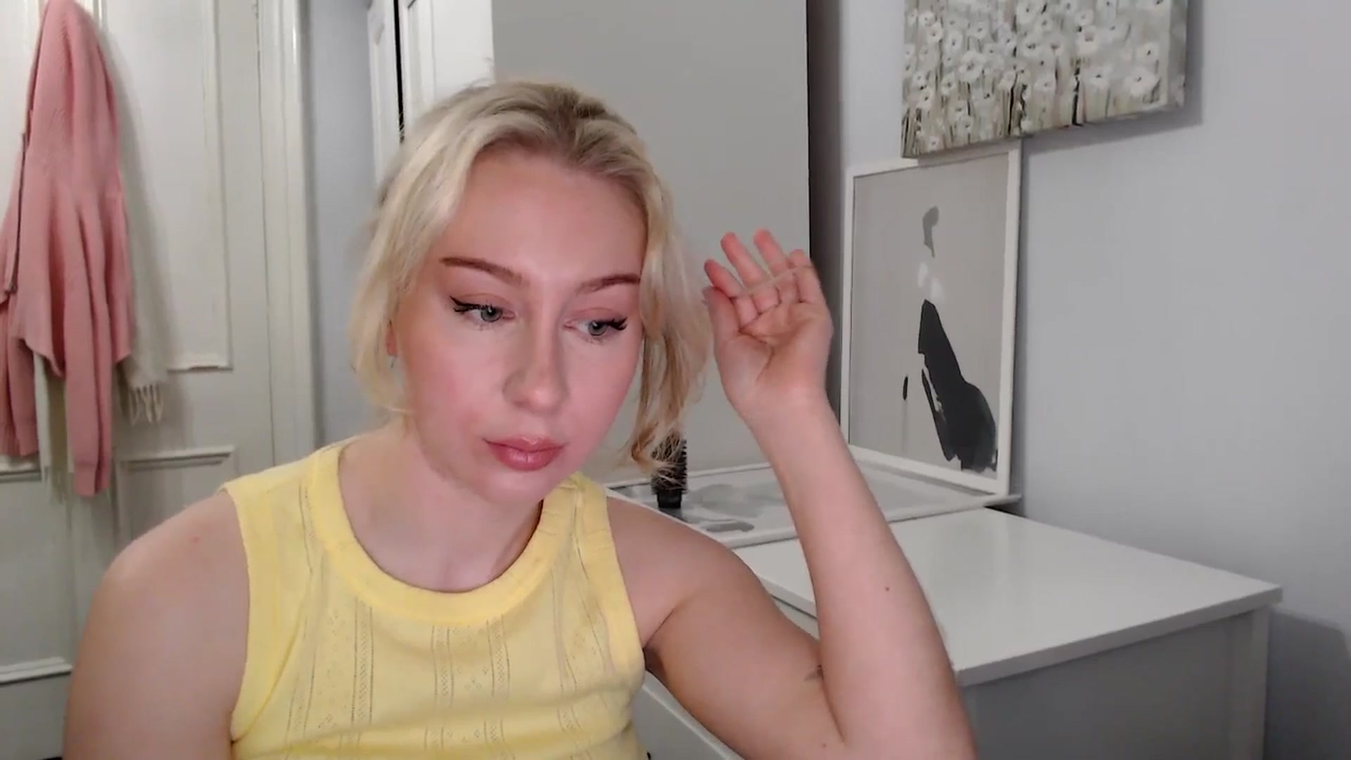 Gallery image thumbnail from British_Cutie's myfreecams stream on, 03/15/2025, 19:46 image 11 of 20