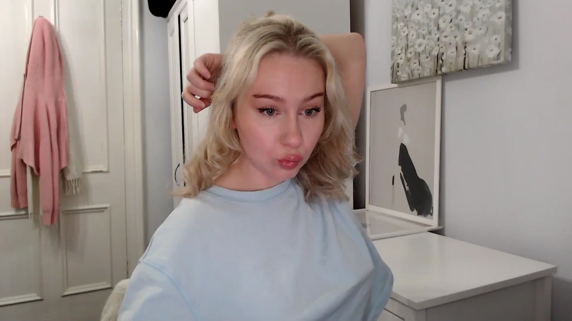 Gallery image thumbnail from British_Cutie's myfreecams stream on, 03/15/2025, 19:46 image 4 of 20