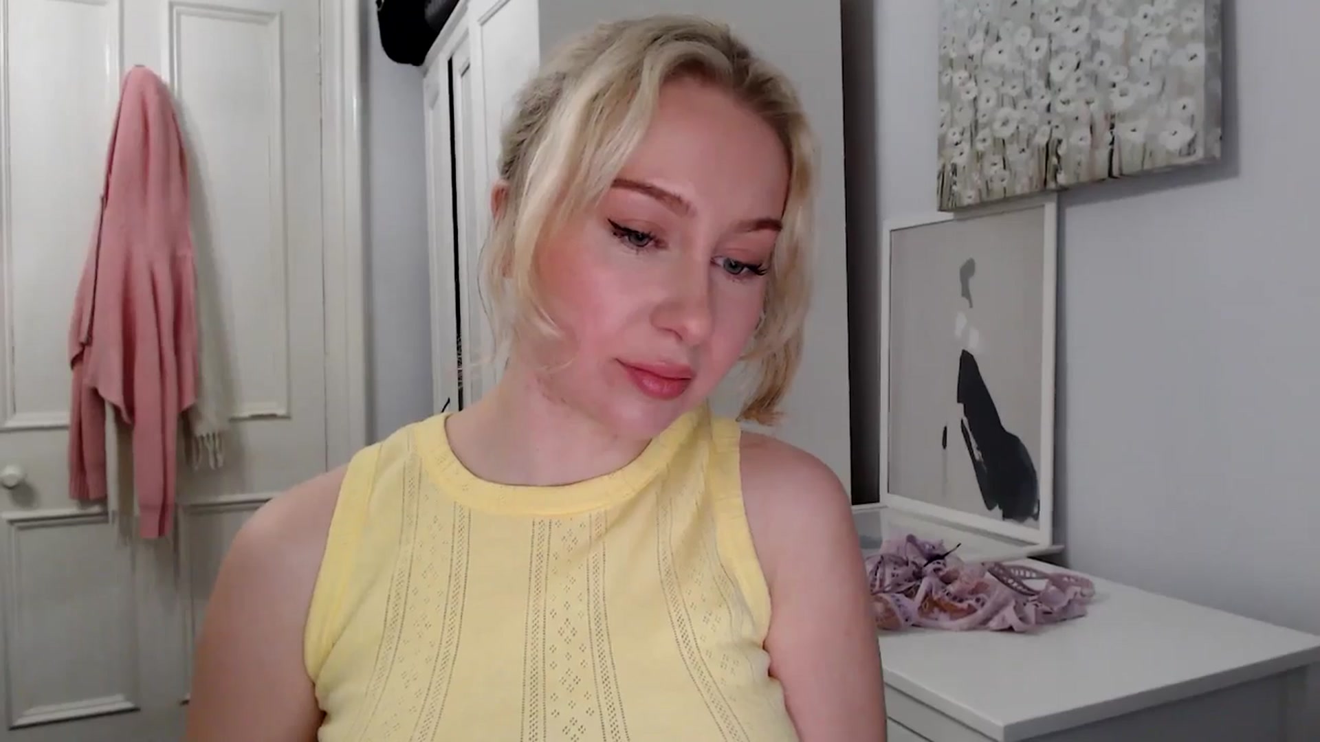 Gallery image thumbnail from British_Cutie's myfreecams stream on, 03/15/2025, 19:46 image 20 of 20