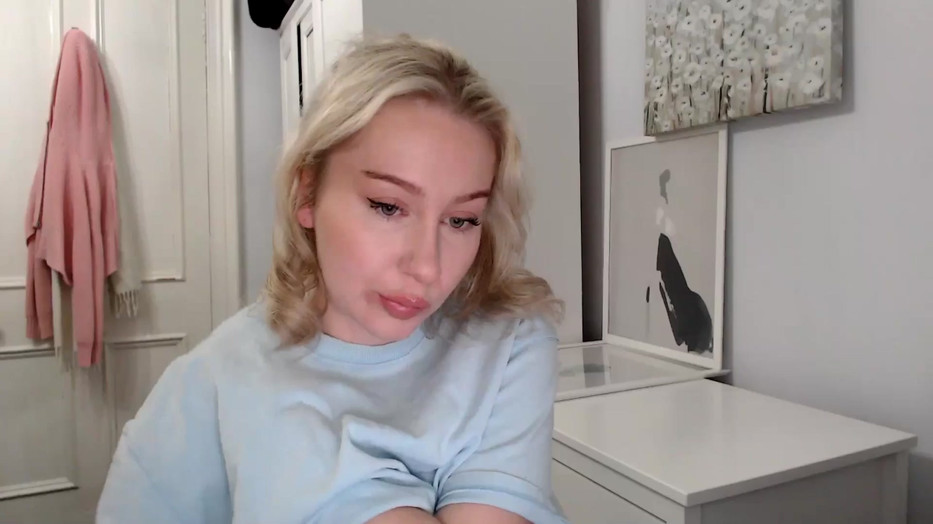Gallery image thumbnail from British_Cutie's myfreecams stream on, 03/15/2025, 19:46 image 3 of 20