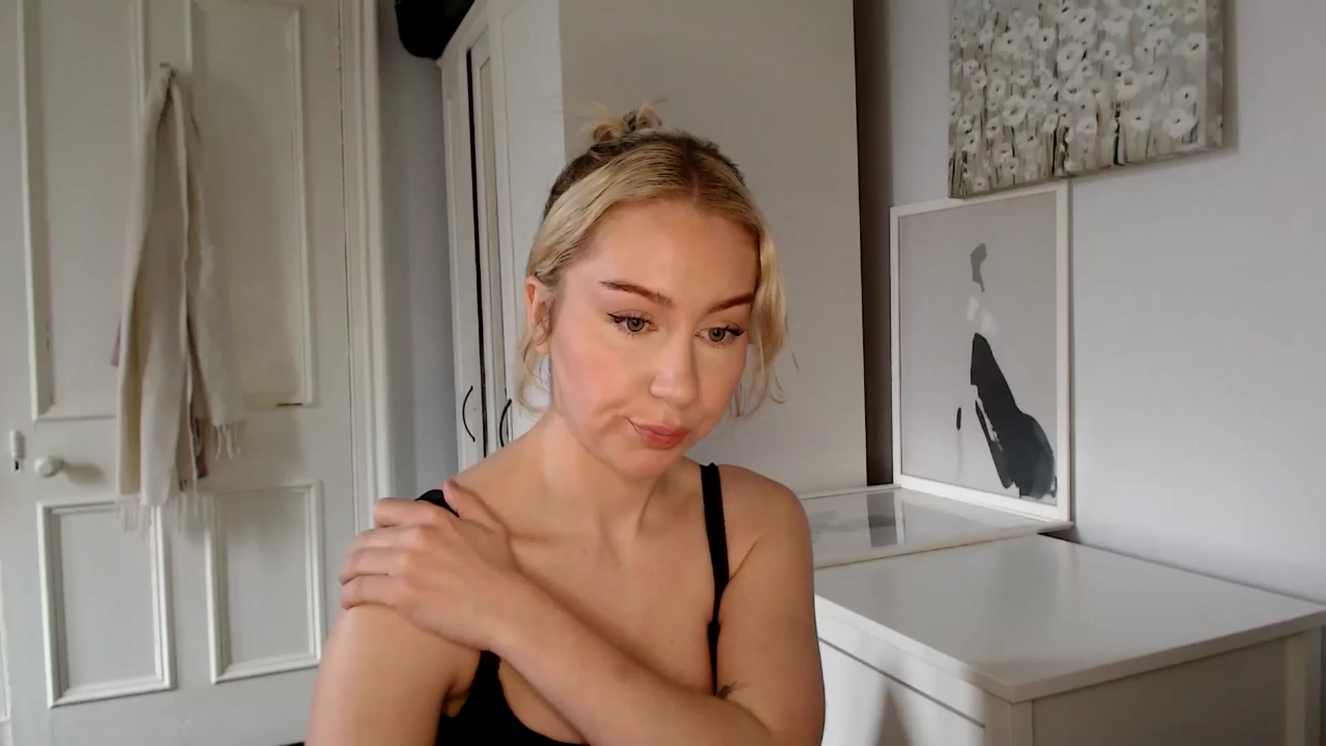 Gallery image thumbnail from British_Cutie's myfreecams stream on, 03/17/2025, 11:25 image 9 of 20