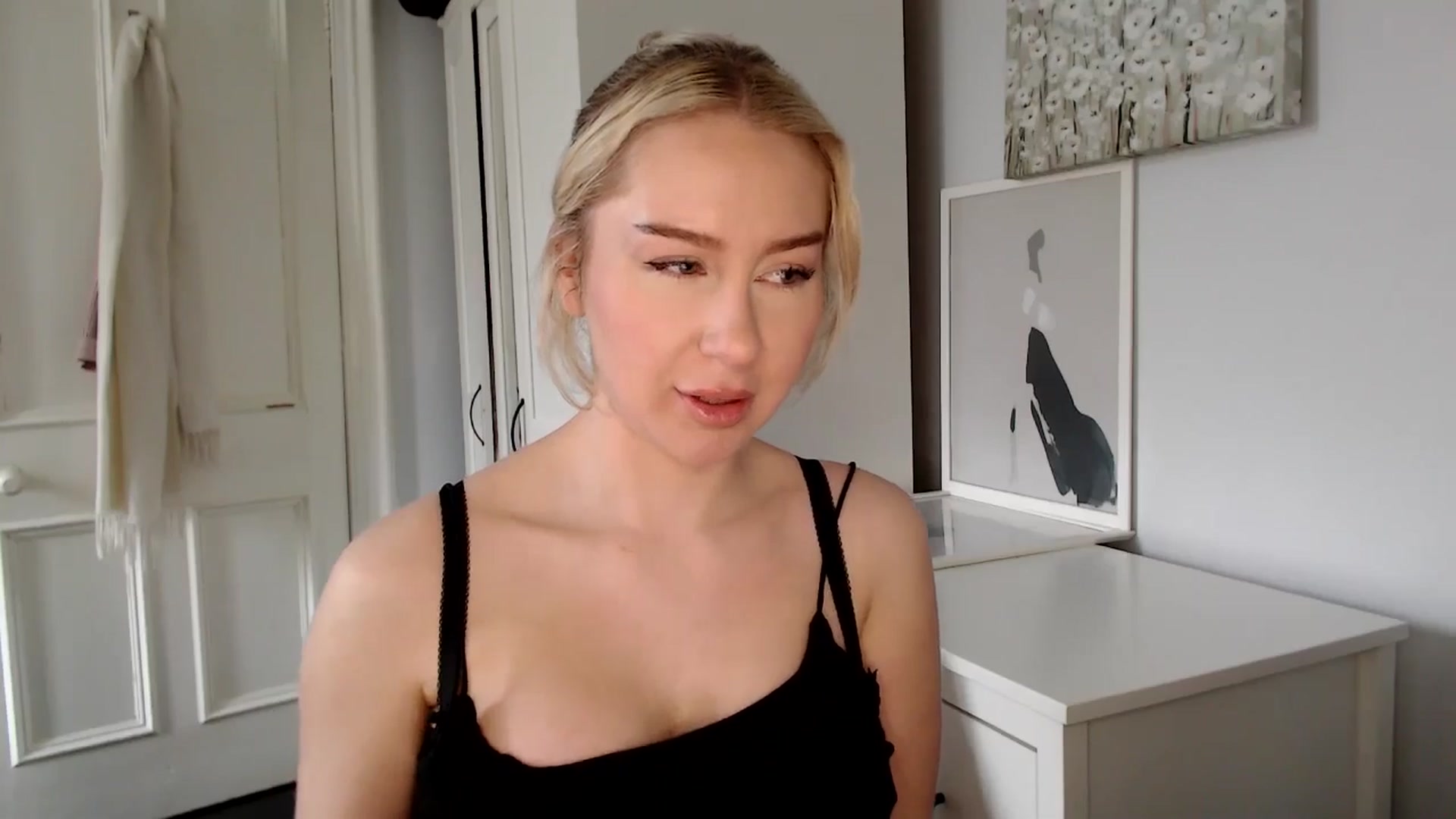 Gallery image thumbnail from British_Cutie's myfreecams stream on, 03/17/2025, 12:53 image 15 of 20