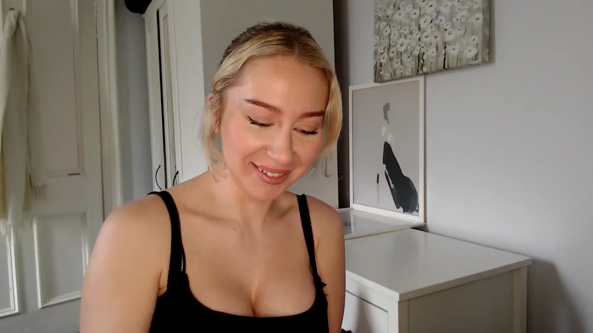 Gallery image thumbnail from British_Cutie's myfreecams stream on, 03/17/2025, 13:18 image 20 of 20