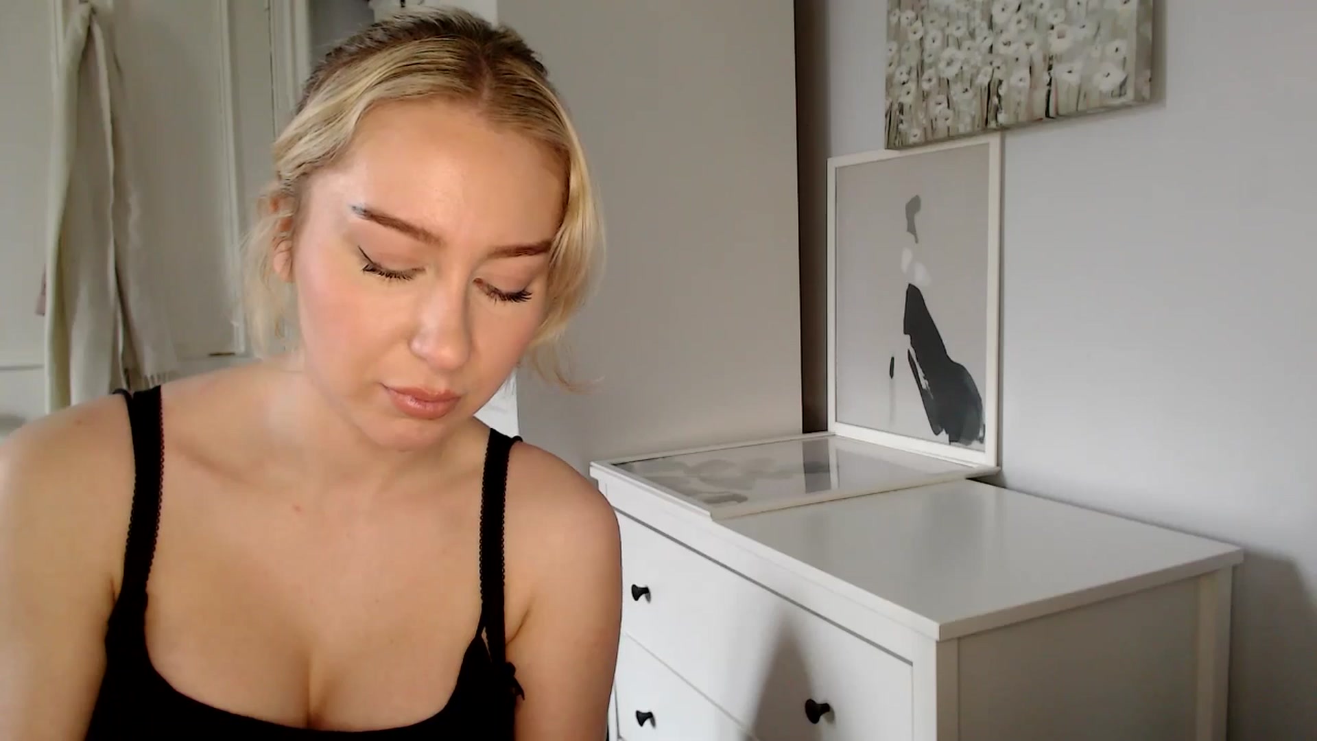 Gallery image thumbnail from British_Cutie's myfreecams stream on, 03/17/2025, 15:14 image 5 of 20