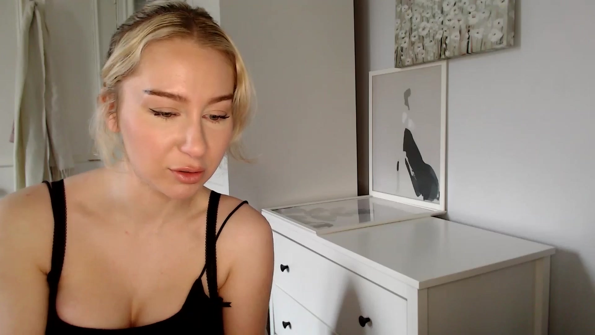 Gallery image thumbnail from British_Cutie's myfreecams stream on, 03/17/2025, 15:14 image 6 of 20